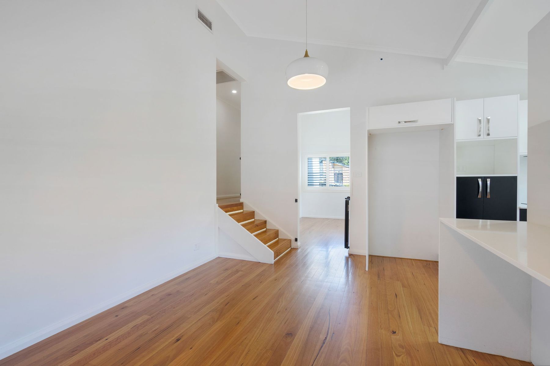 21 Tirabeenba Drive, Bolton Point NSW 2283, Bolton Point - Thumbnail 7
