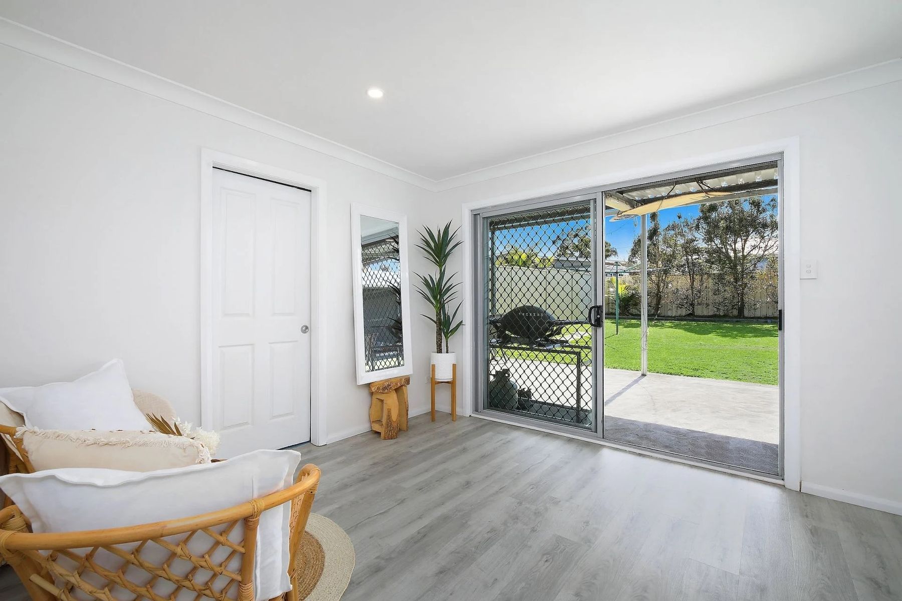 17 GEORGE EVANS ROAD, Killarney Vale NSW 2261, Killarney Vale - Thumbnail 4