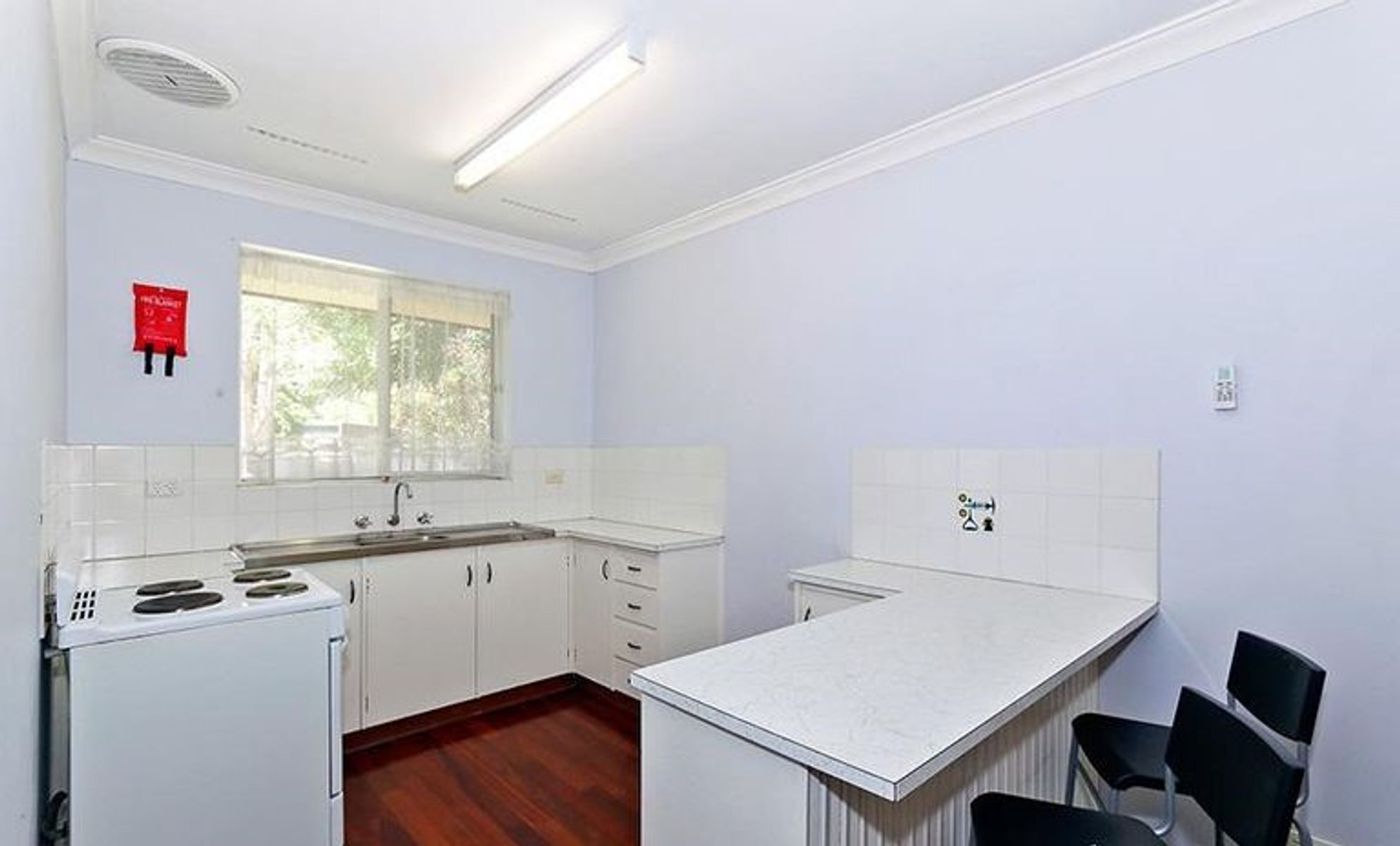 9B Dean Road, Bateman WA 6150, Bateman - Thumbnail 2