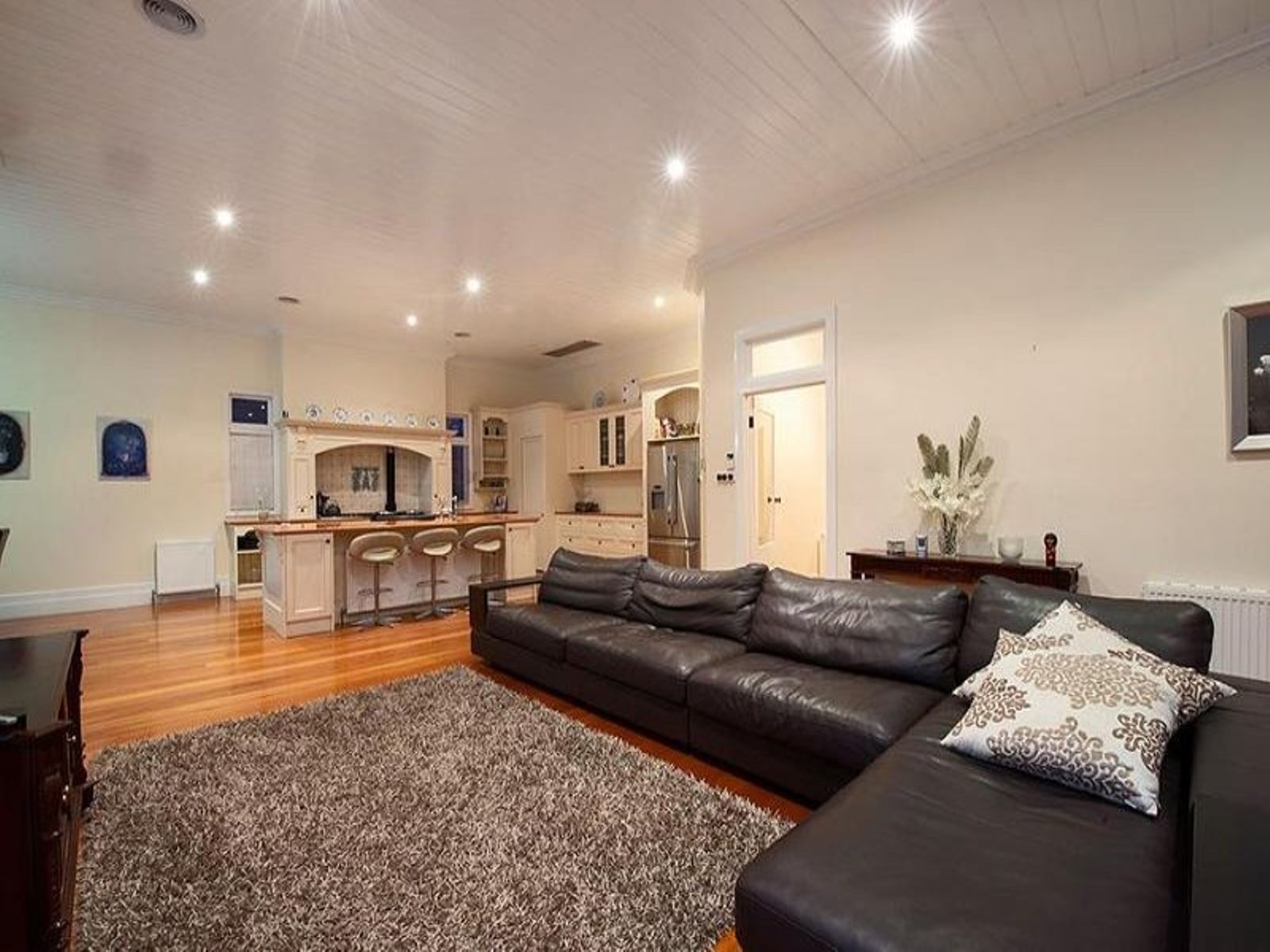 25 St Kinnord Street, Aberfeldie - Thumbnail 2