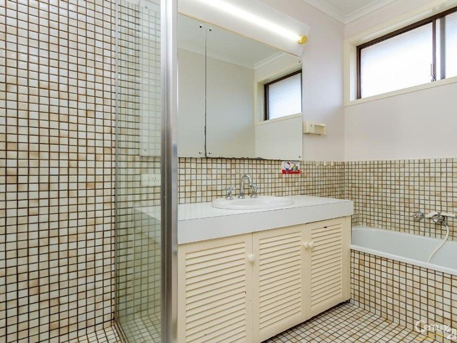 7 Midlothian Place, Glen Waverley, VIC 3150, Glen Waverley - Thumbnail 6