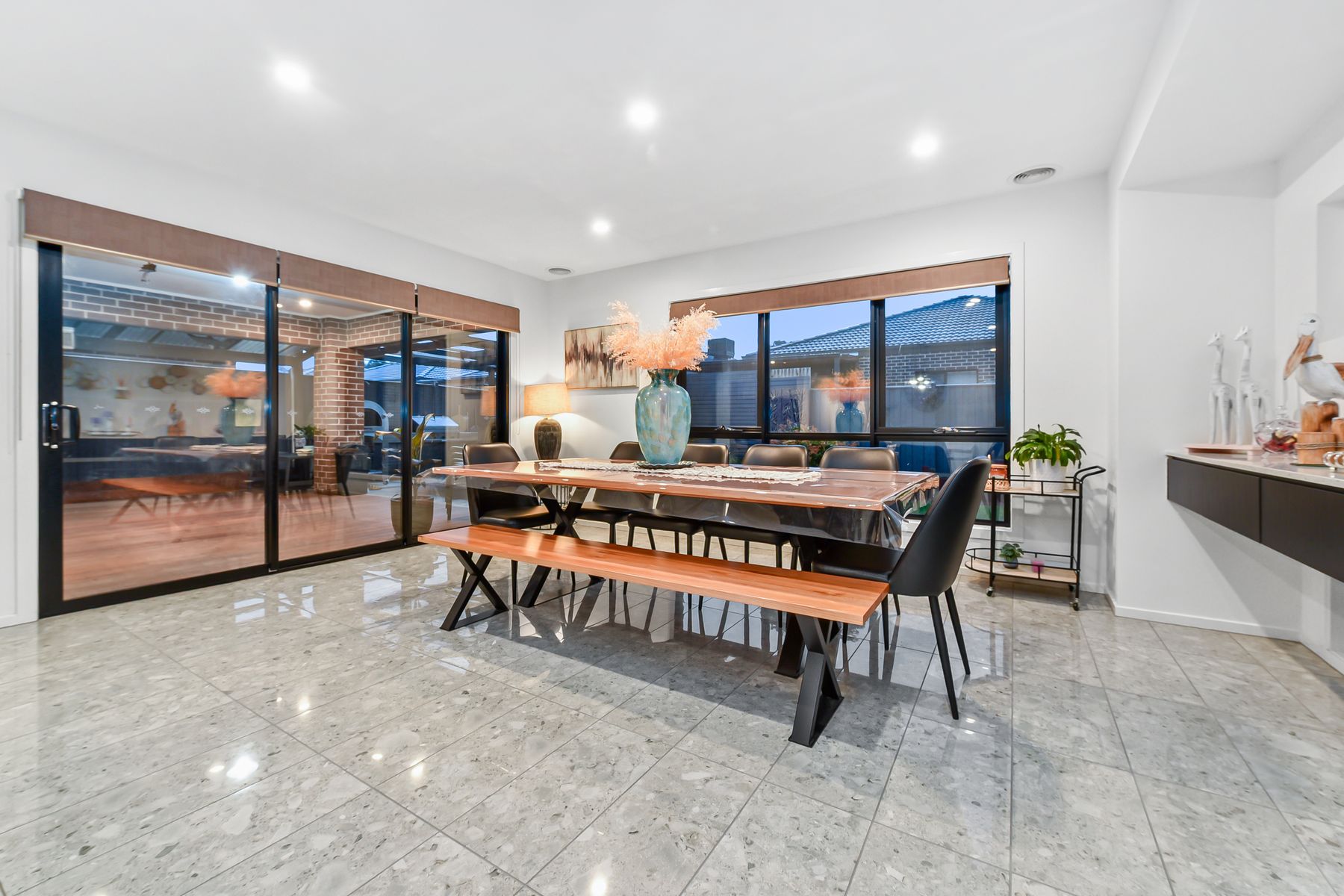 40 Merrin Circuit, Clyde North, VIC 3978, Clyde North - Thumbnail 5