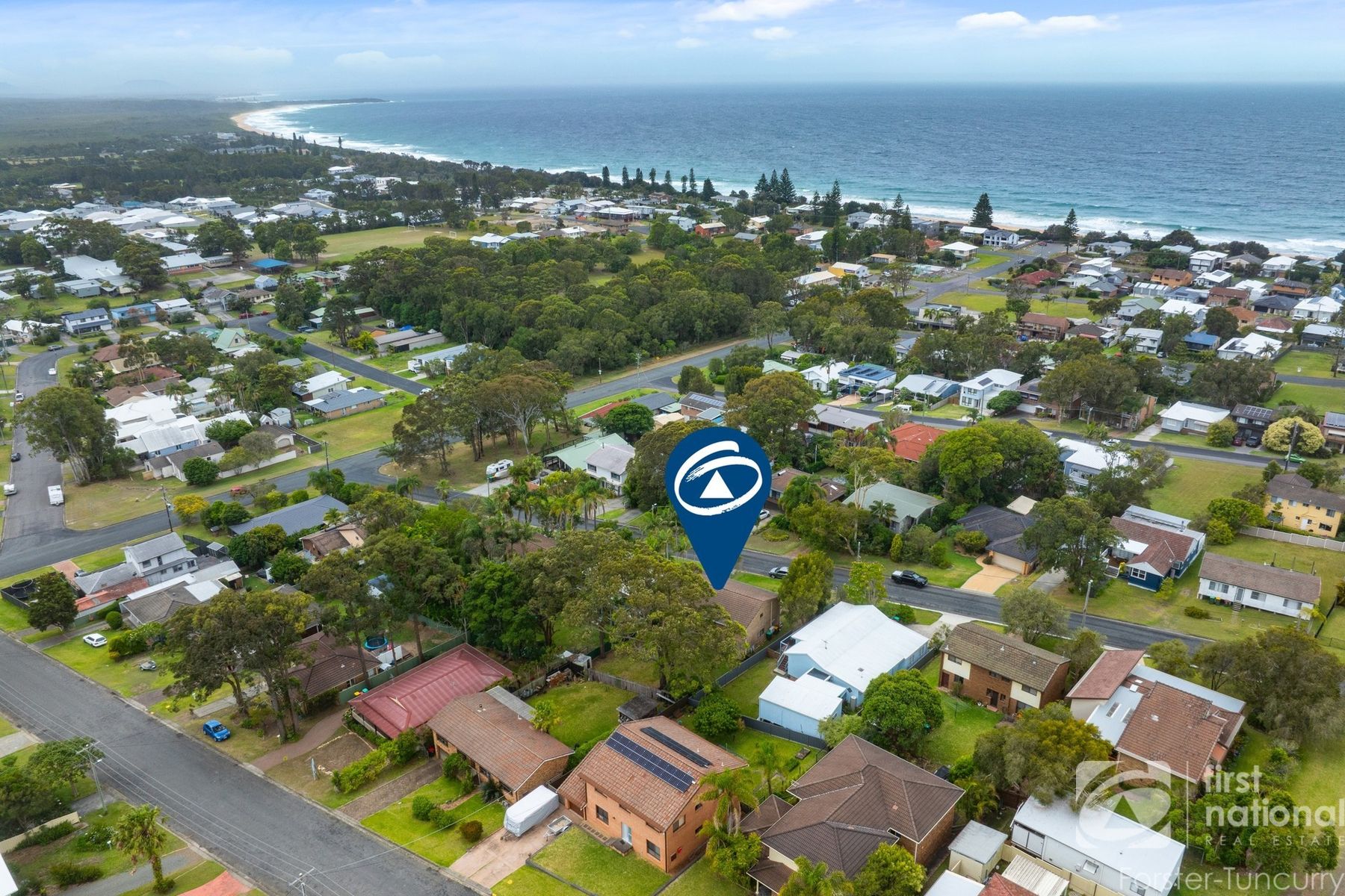 11 Sapphire Parade, Diamond Beach NSW 2430, Diamond Beach - Thumbnail 2