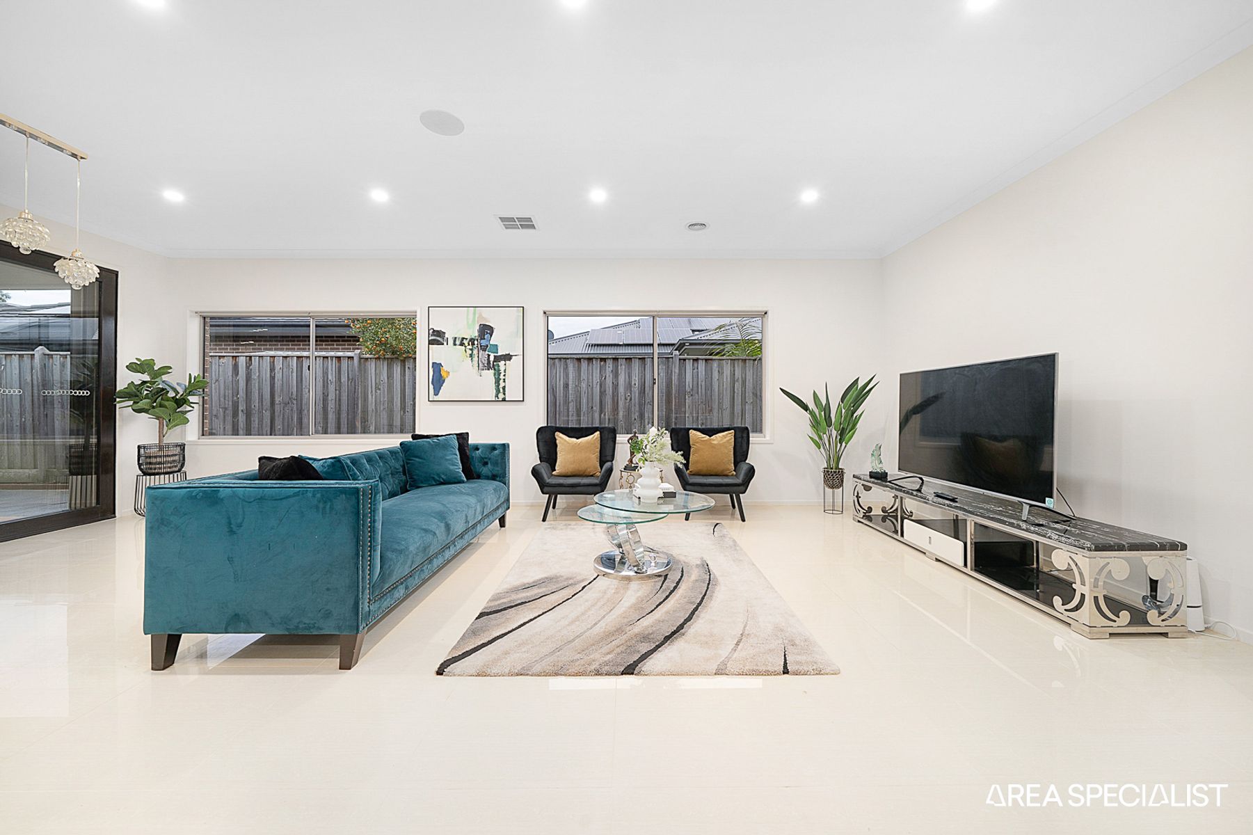 41 Morningside Boulevard, Cranbourne West, VIC 3977, Cranbourne West - Thumbnail 2