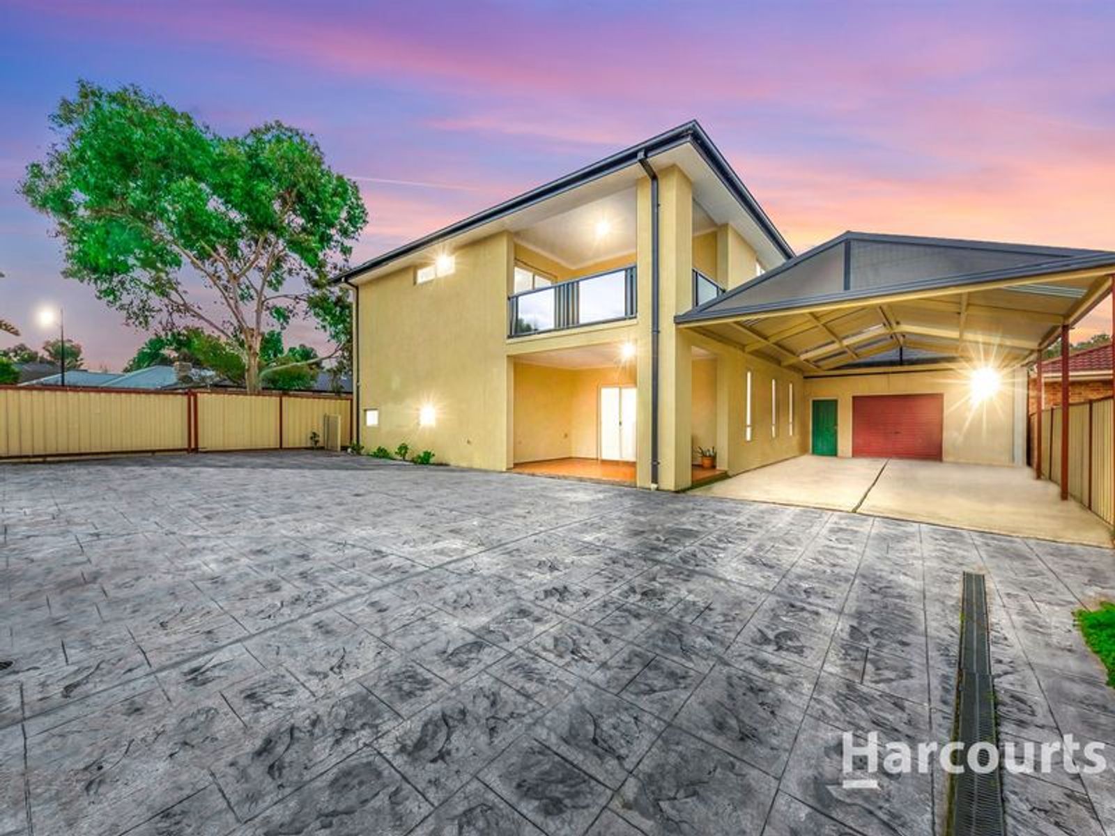 10 Tenterfield Drive, Burnside Heights, VIC 3023, Burnside Heights - Thumbnail 2