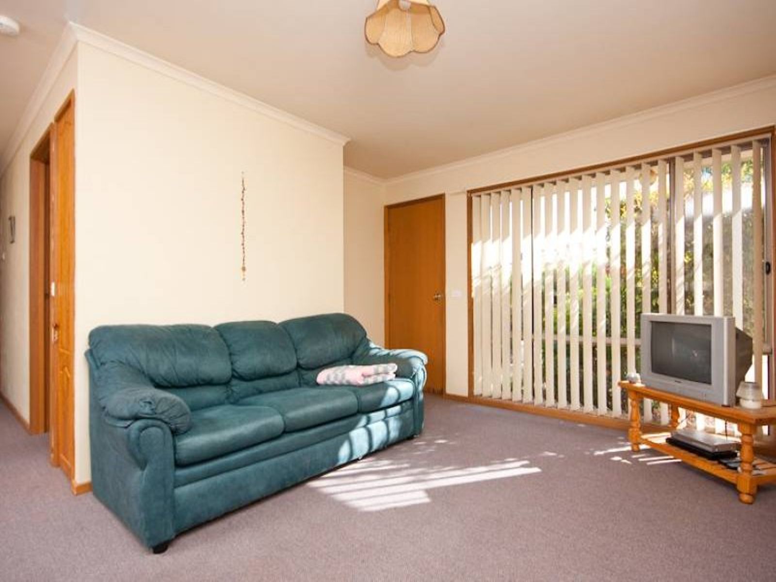 2/2 West Road, Buronga - Thumbnail 5