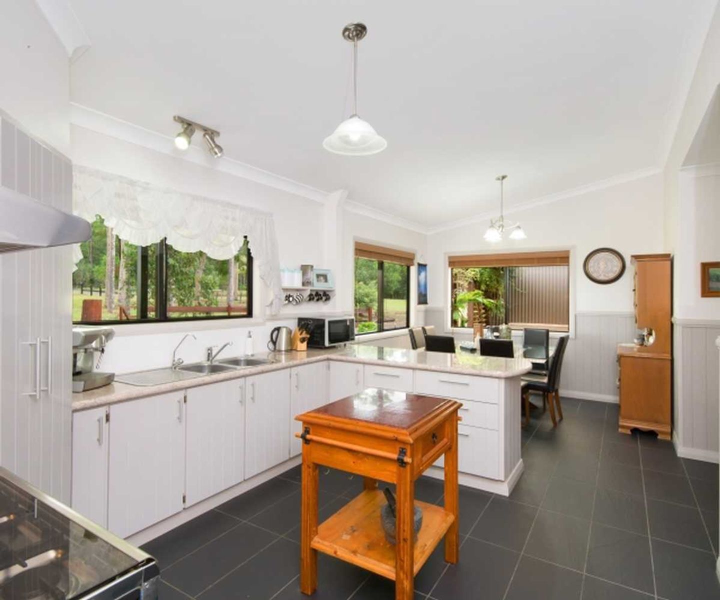1239 Ellangowan Rd, Ellangowan - Thumbnail 8