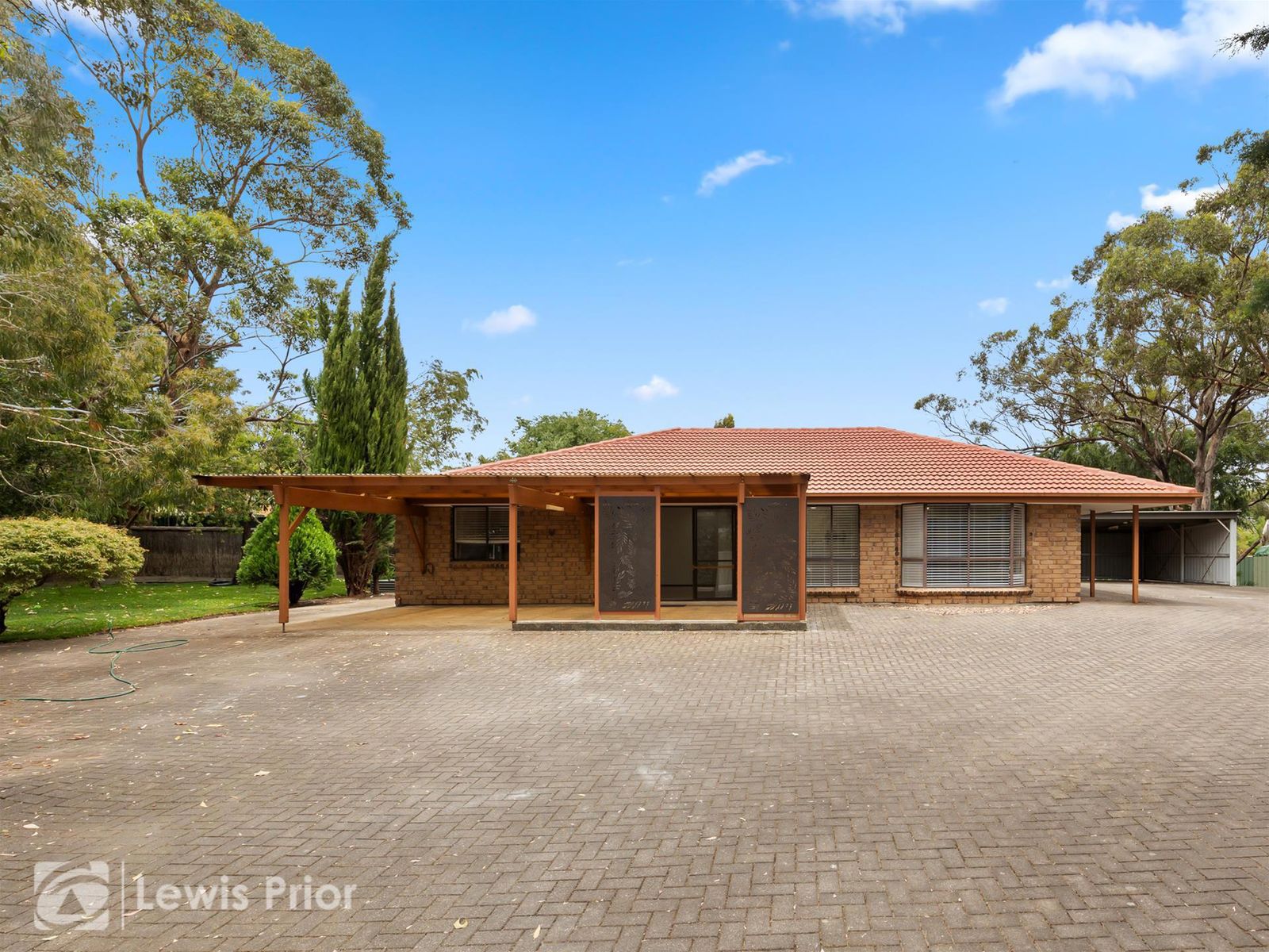5B Willunga Street, Eden Hills SA 5050