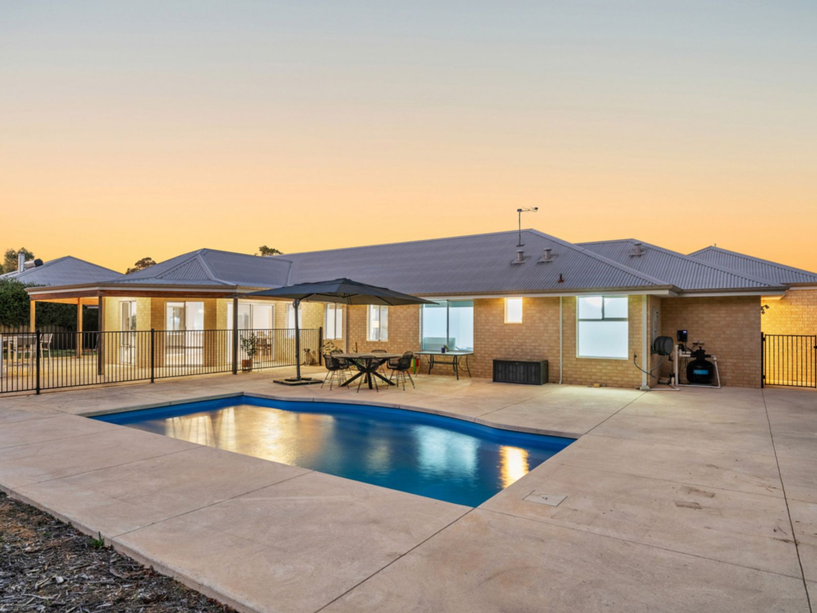 9 Kingsmill Crescent, Parkerville WA 6081, Parkerville - Thumbnail 4