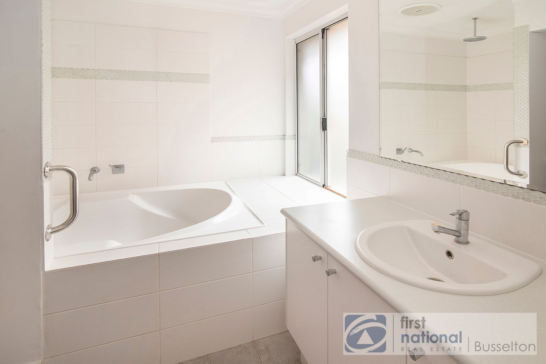 60 Almond Parkway, Yalyalup WA 6280, Yalyalup - Thumbnail 8