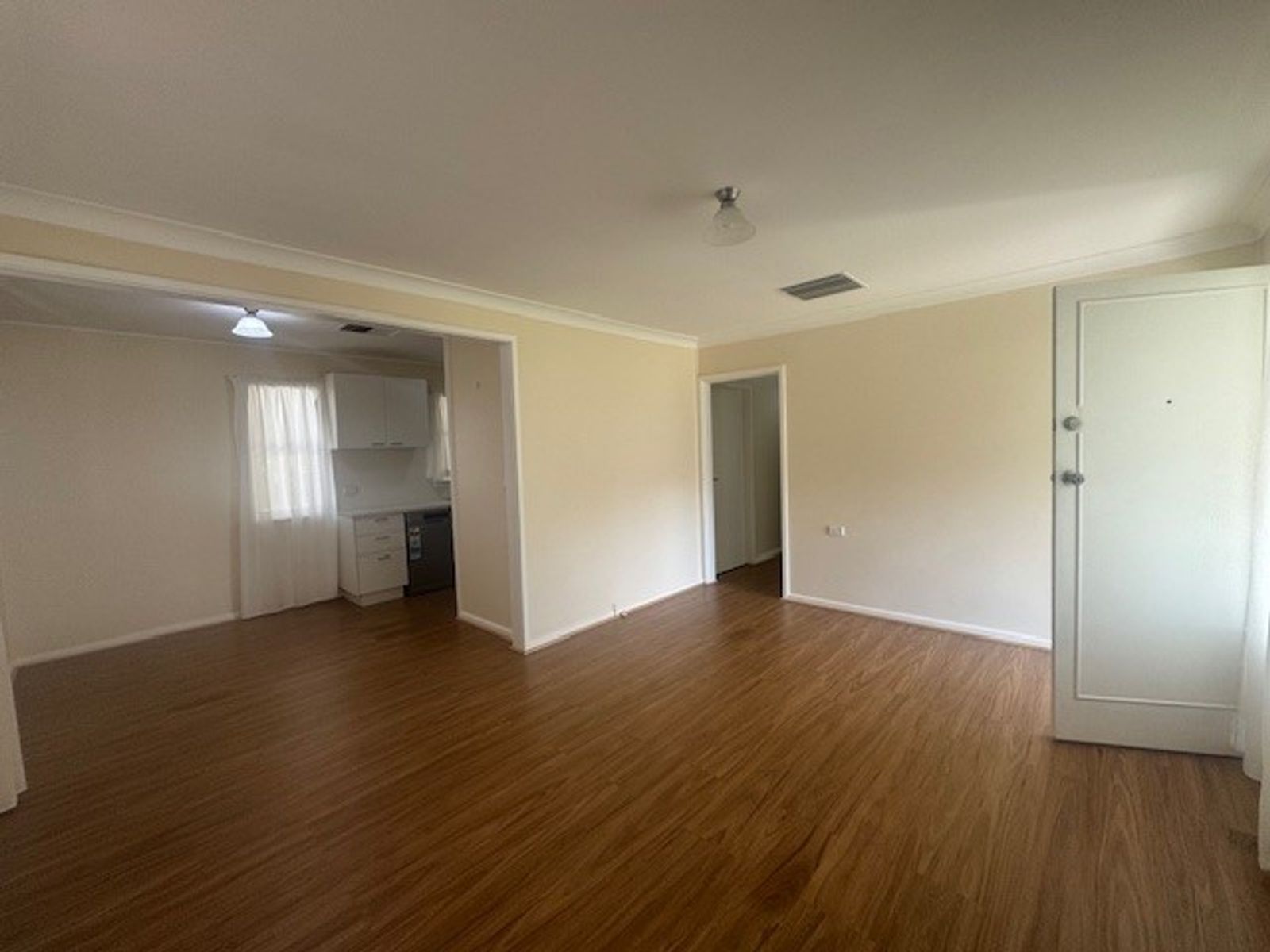 4 Electra Street, South Tamworth NSW 2340, South Tamworth - Thumbnail 5