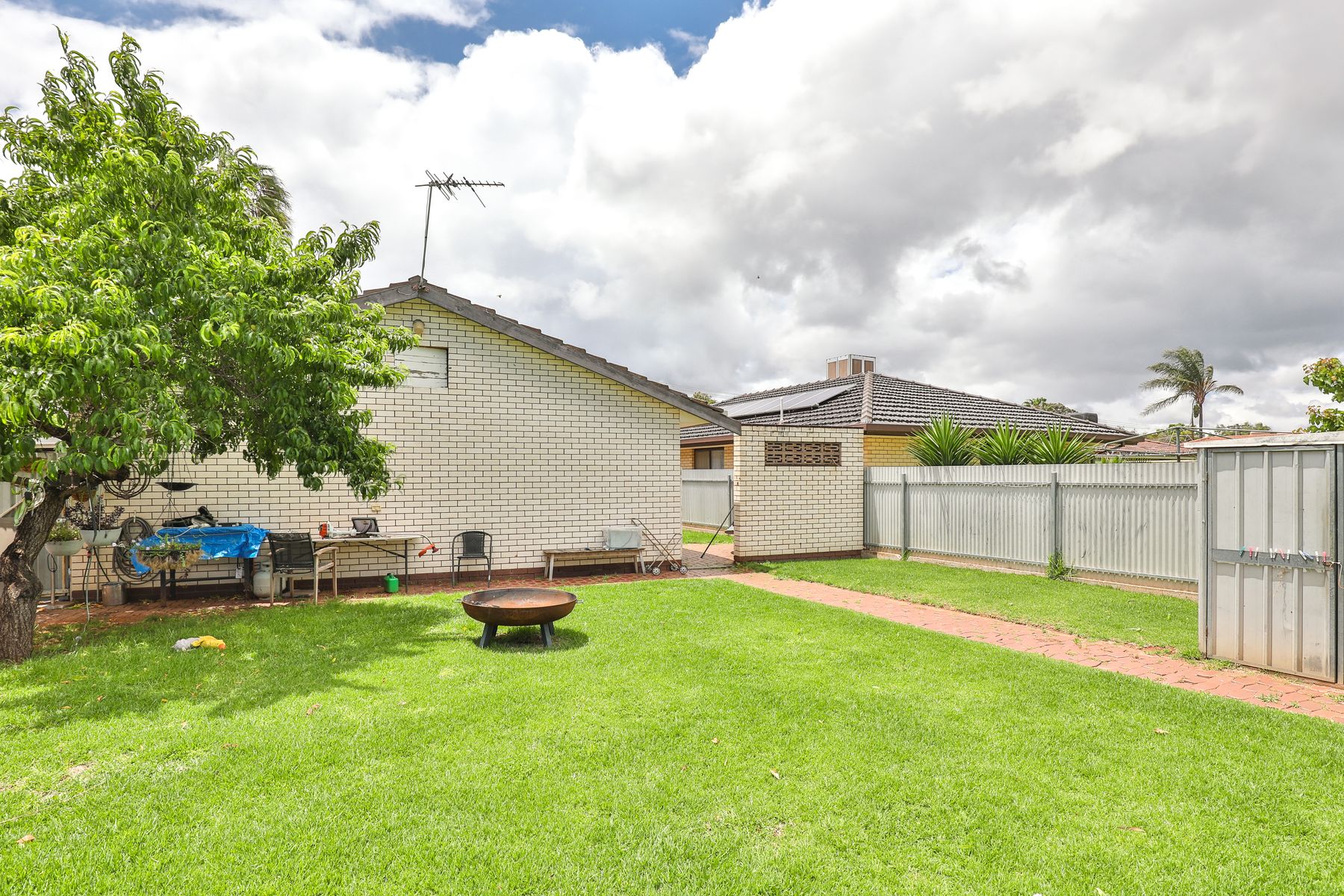9 Euneva Drive, Mildura - Thumbnail 2