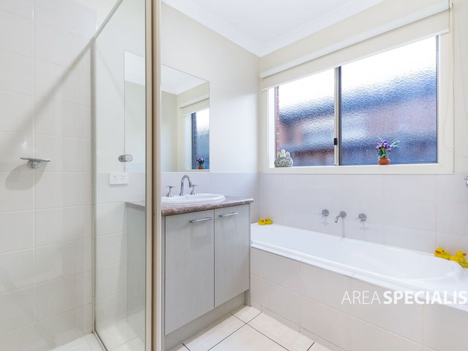 20 Cemetine Terrace, Cranbourne, VIC 3977, Cranbourne - Thumbnail 5
