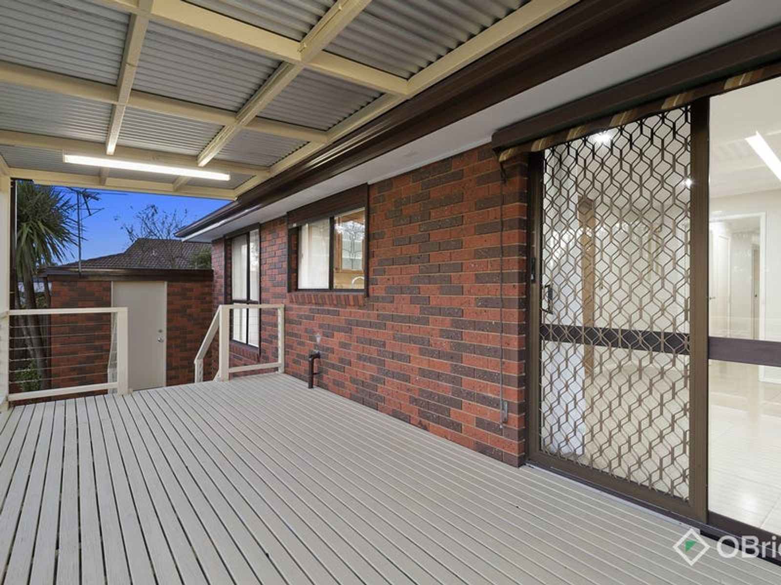 25 Isaac Smith Crescent, Endeavour Hills, VIC 3802, Endeavour Hills - Thumbnail 8