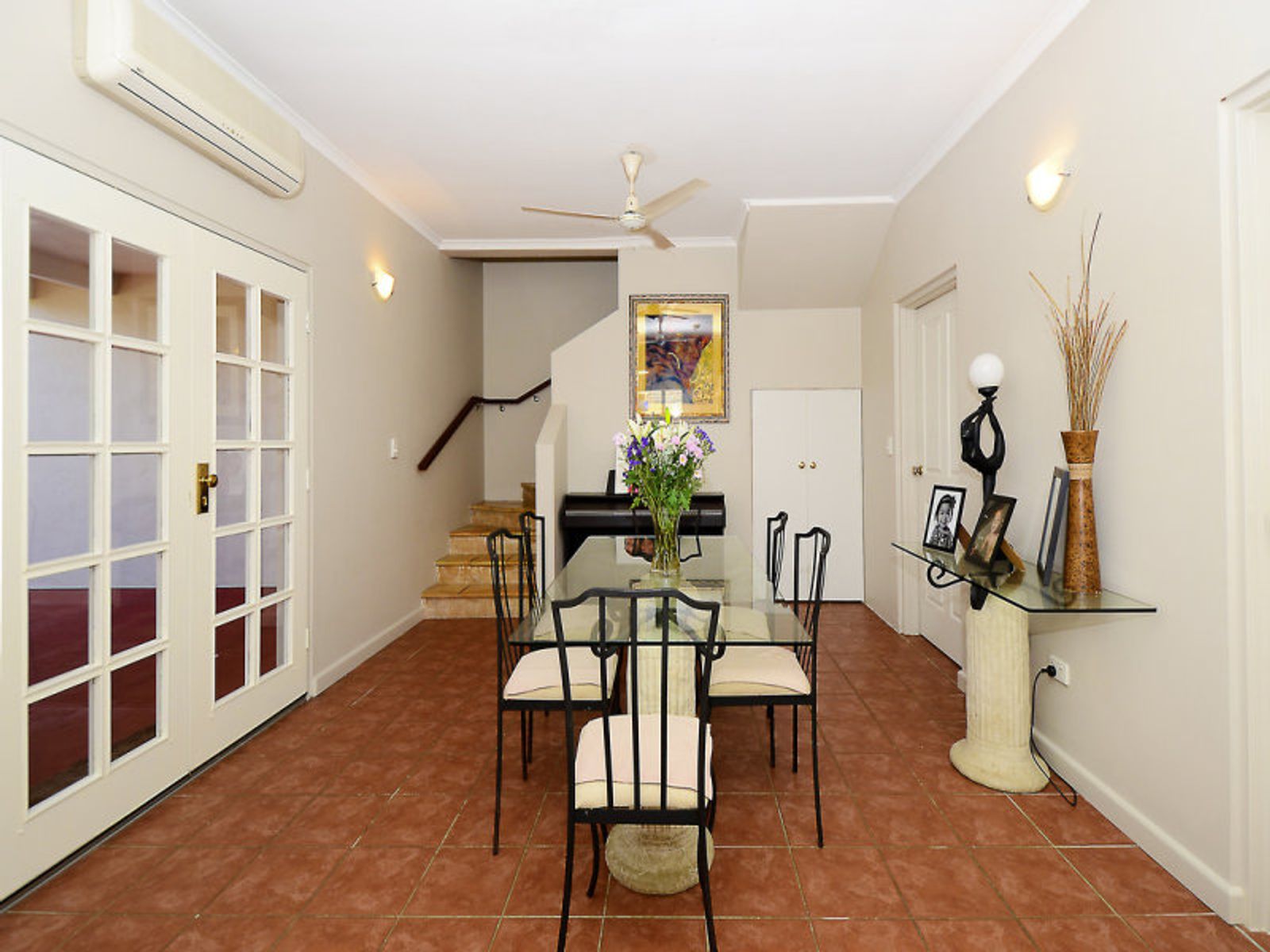 15 Hang Gong Avenue, Driver NT 0830, Driver - Thumbnail 2