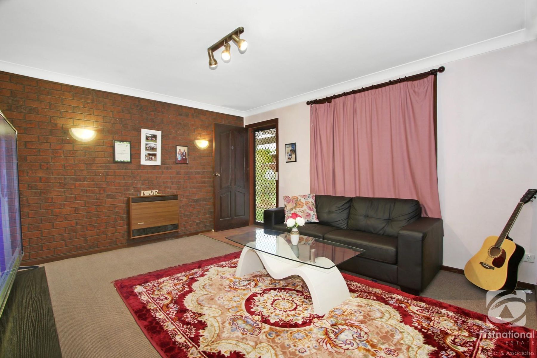 4/421 Bevan Street, Lavington NSW 2641
