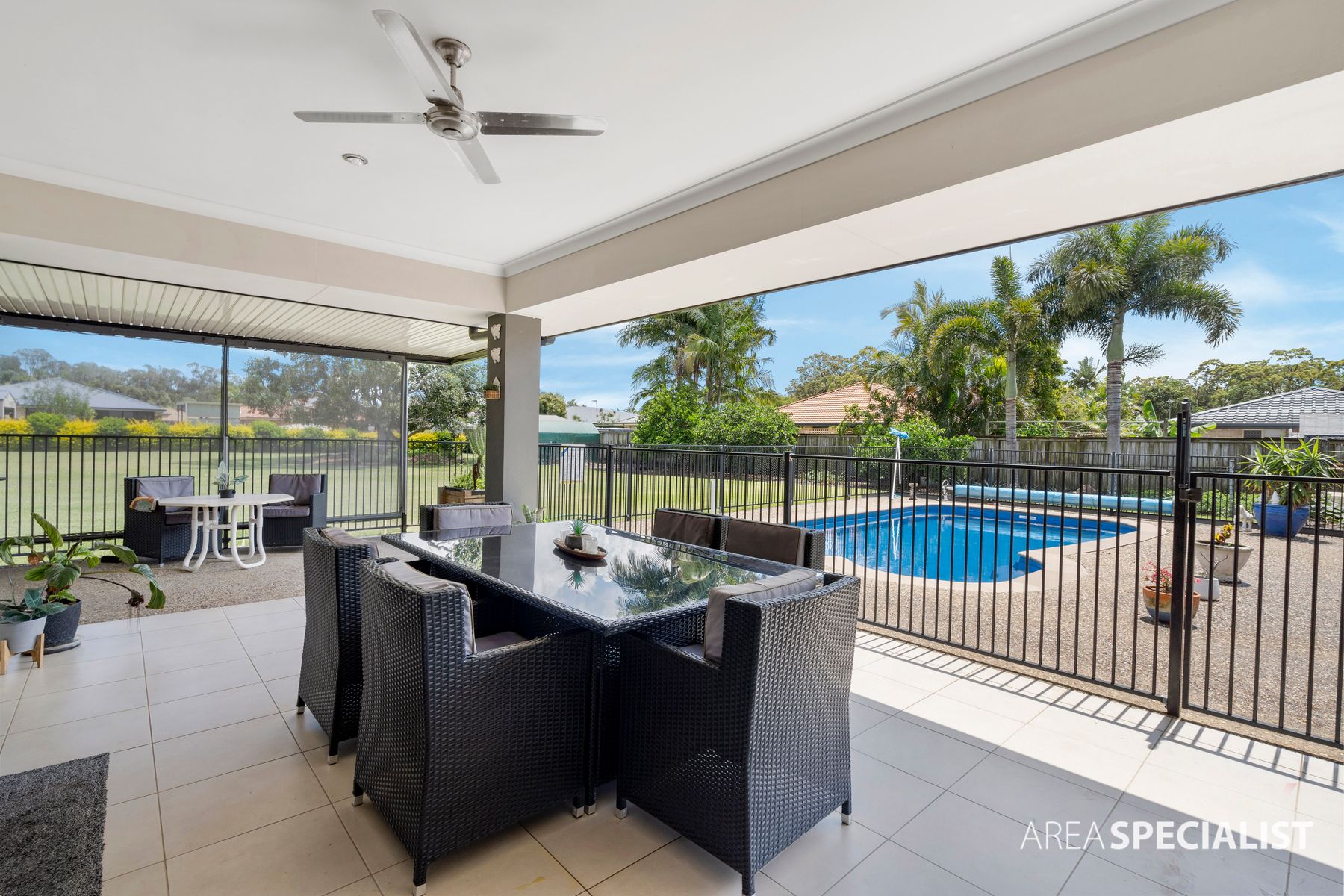 32 Pelican Parade, Jacobs Well, QLD 4208, Jacobs Well - Thumbnail 8