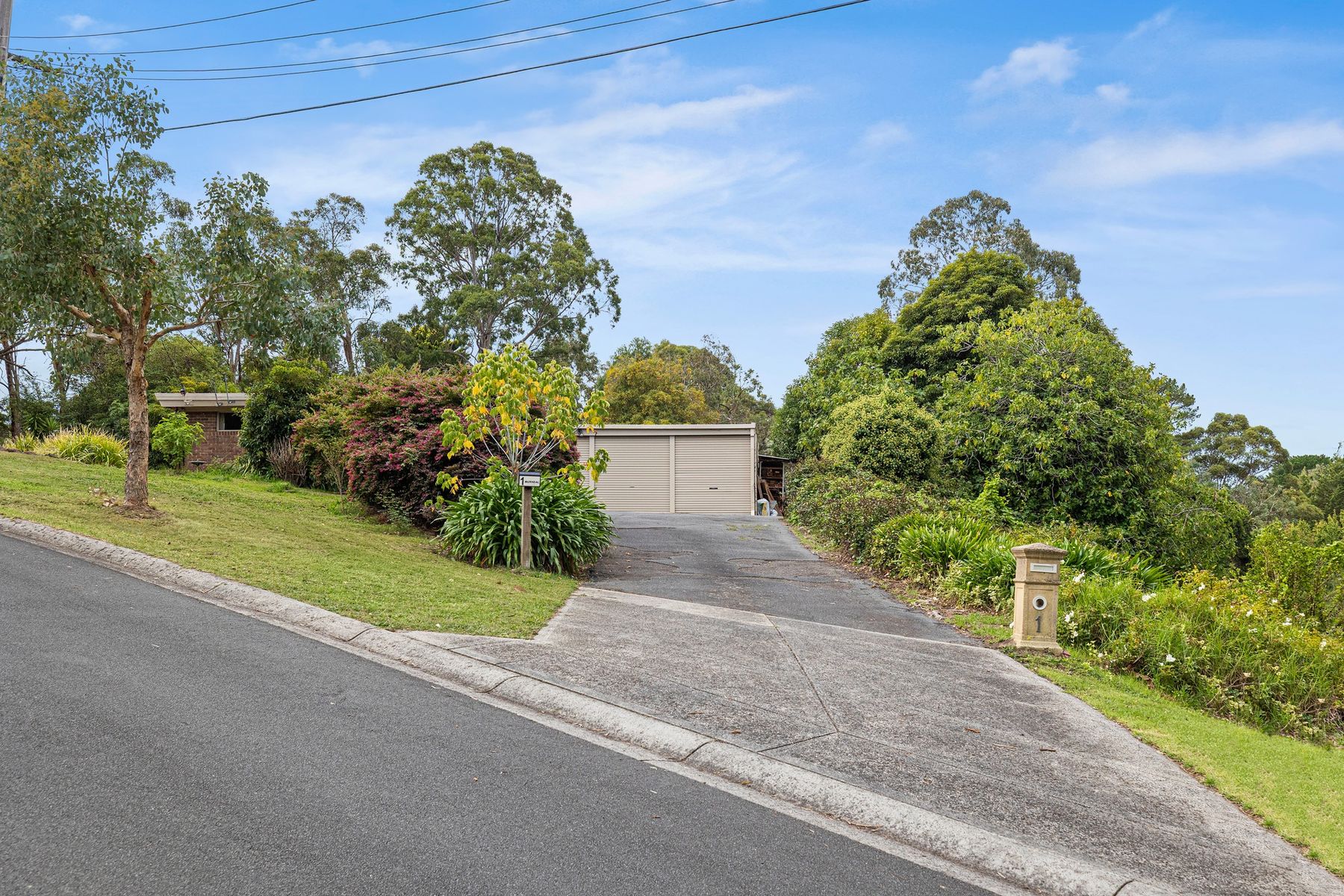 1 Murndal Drive, Donvale VIC 3111, Donvale - Thumbnail 2