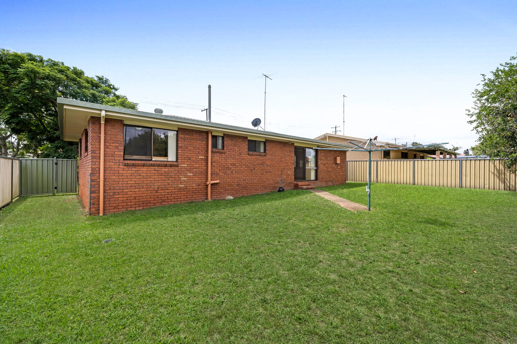 34 Kingsford Smith Drive, Wilsonton QLD 4350, Wilsonton - Thumbnail 8