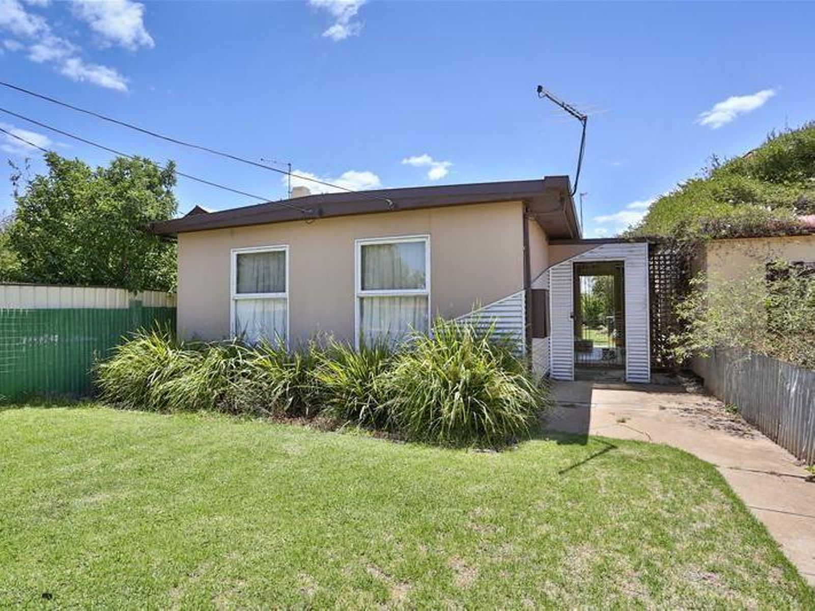 135 Lemon Avenue, Mildura VIC 3500 - Image 1