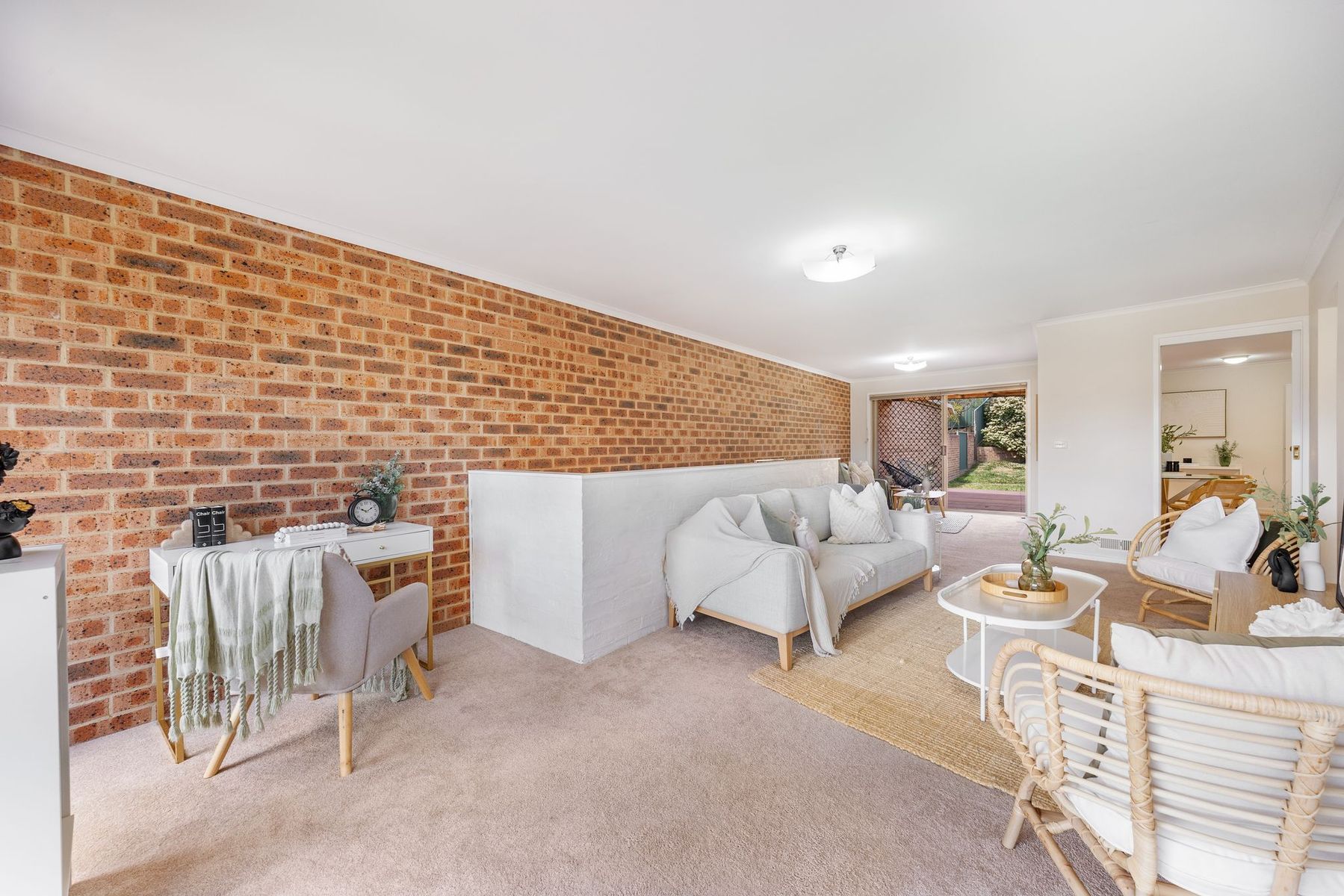 6/3 Winchester Place, Queanbeyan - Thumbnail 4