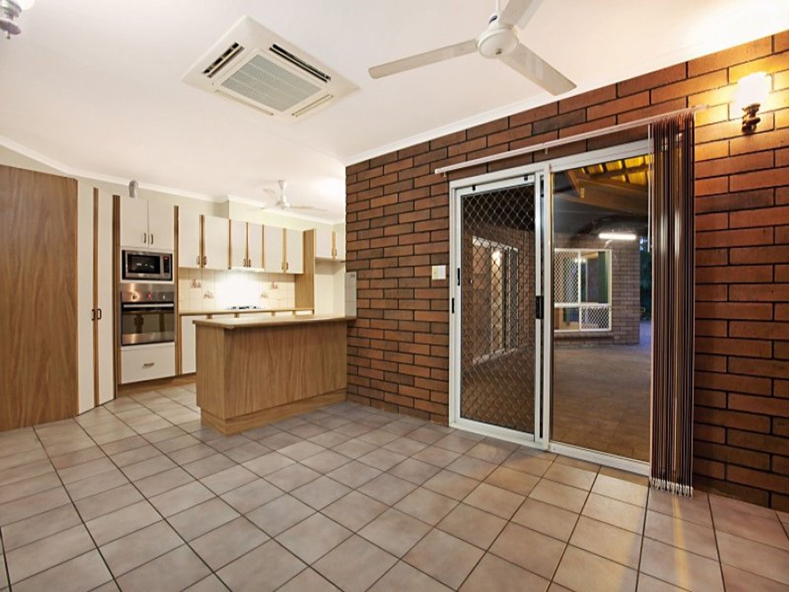 13 Hibernia Crescent, Brinkin NT 0810, Brinkin - Thumbnail 7