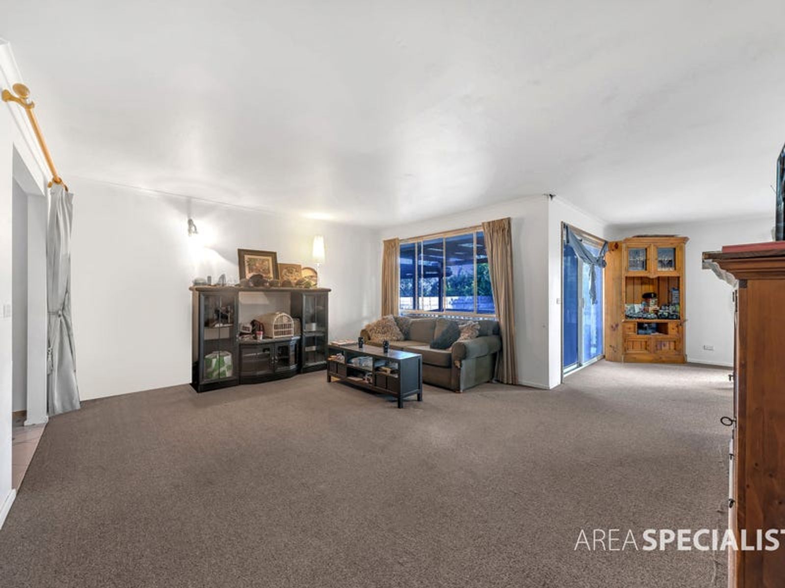 10 Dalvana Court, Hampton Park, VIC 3976, Hampton Park - Thumbnail 2