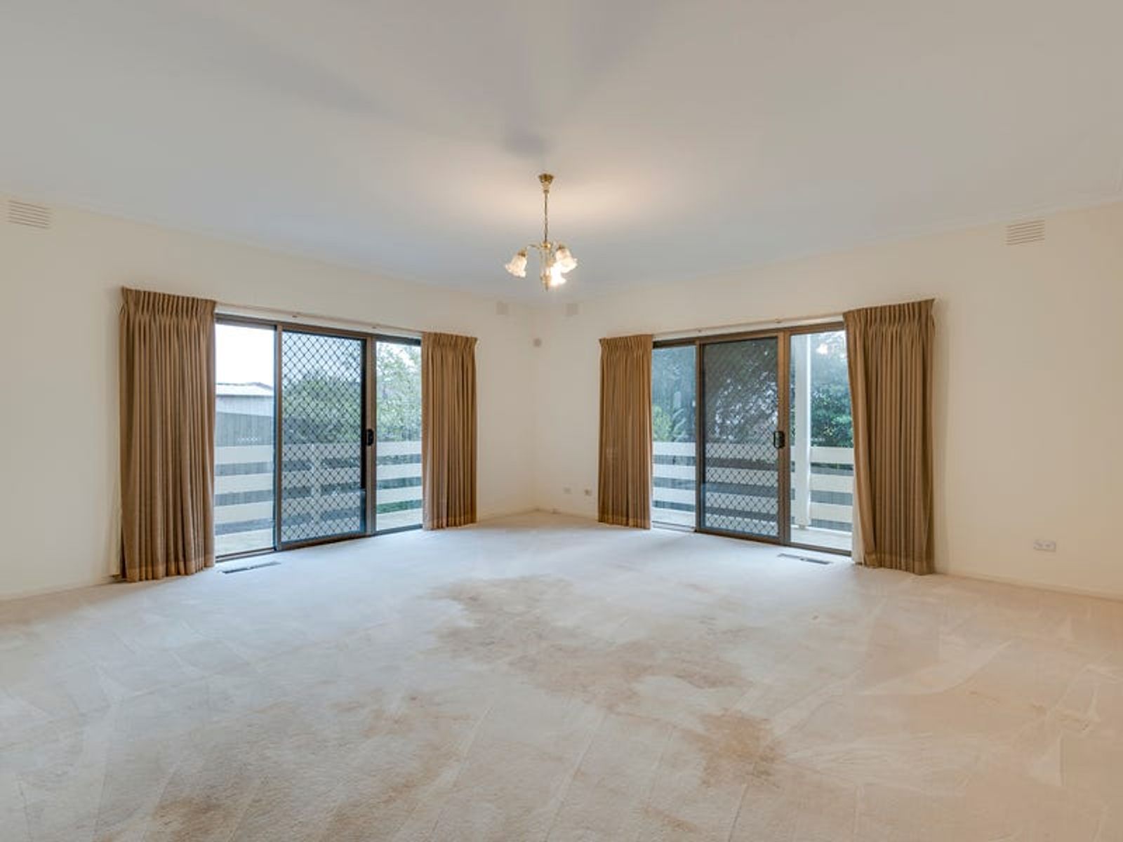 6 Dozey Place, Endeavour Hills, VIC 3802, Endeavour Hills - Thumbnail 6