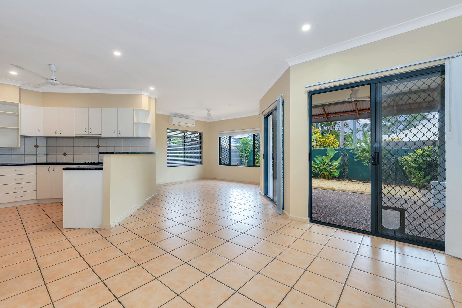 7 Bangalow Way, Durack NT 0830, Durack - Thumbnail 2