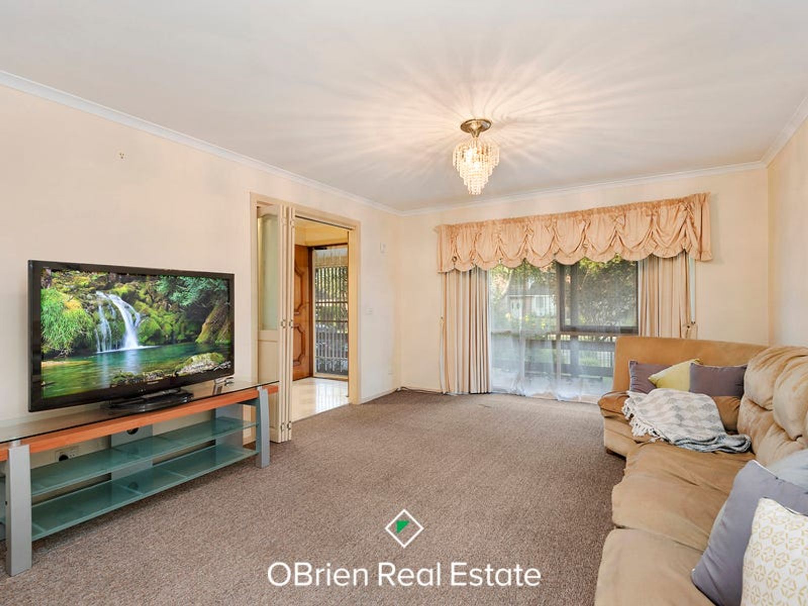 104 Thomas Mitchell Drive, Endeavour Hills, VIC 3802, Endeavour Hills - Thumbnail 3