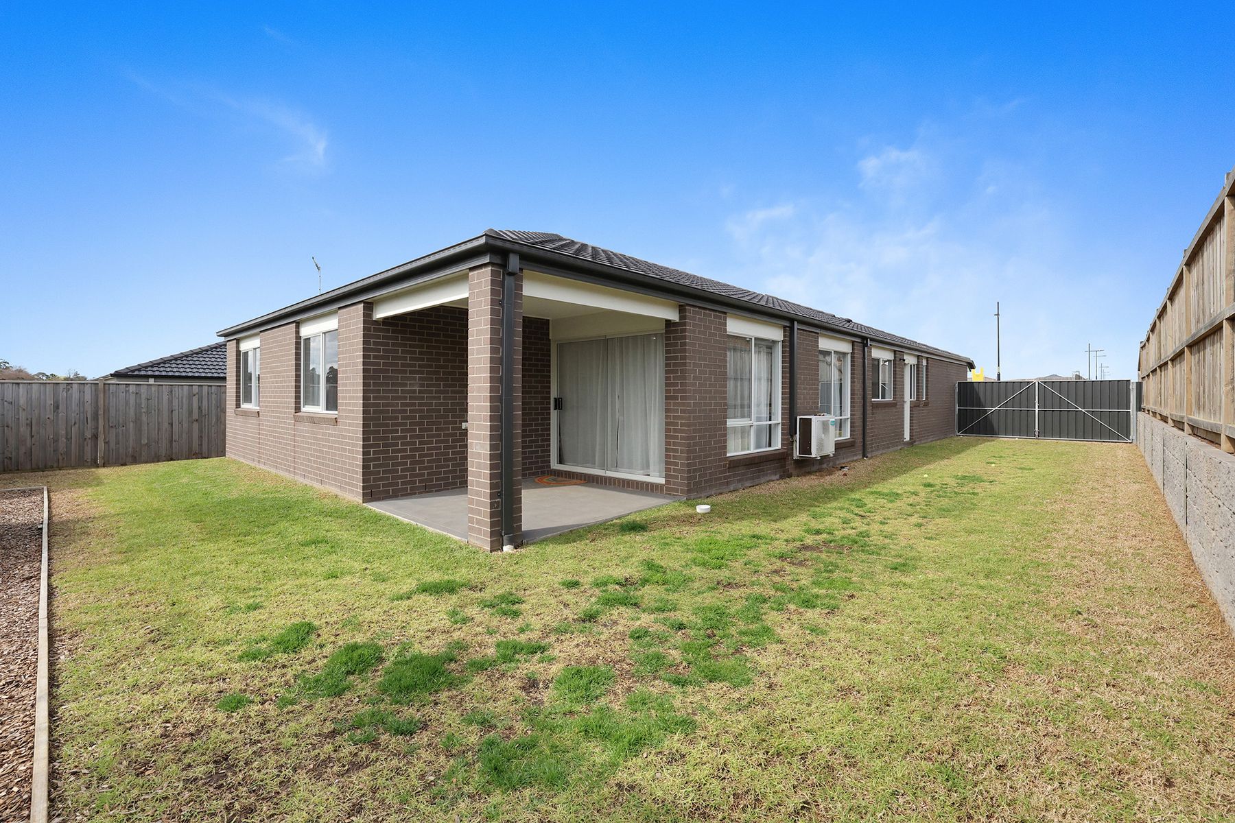 11 Newton Avenue, Warragul, VIC 3820, Warragul - Thumbnail 3
