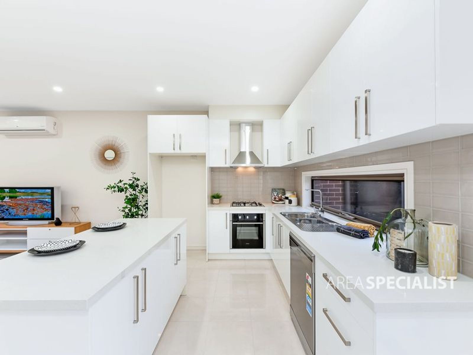 2/8 Alfred Street, Noble Park, VIC 3174, Noble Park - Thumbnail 5