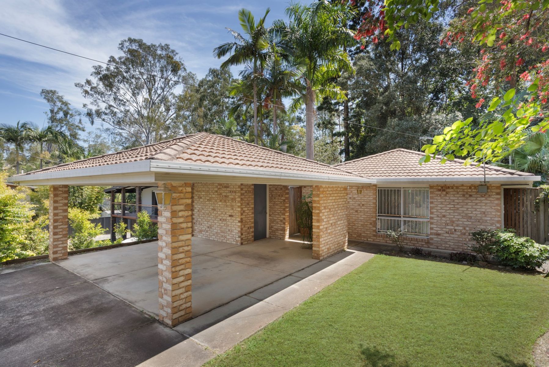 4 Portley Street, Bundamba QLD 4304, Bundamba - Image 1
