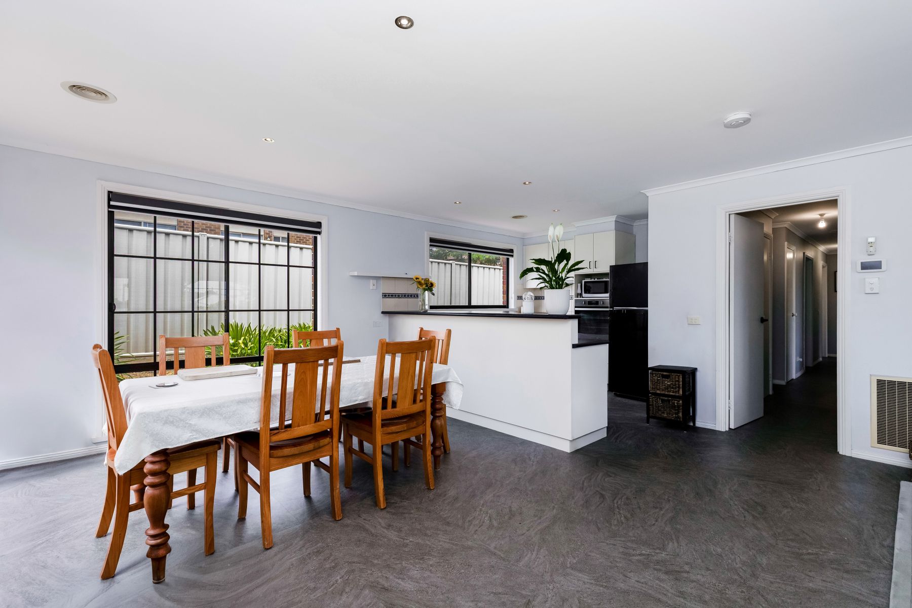 5 Valli Place, East Bendigo VIC 3550, East Bendigo - Thumbnail 3