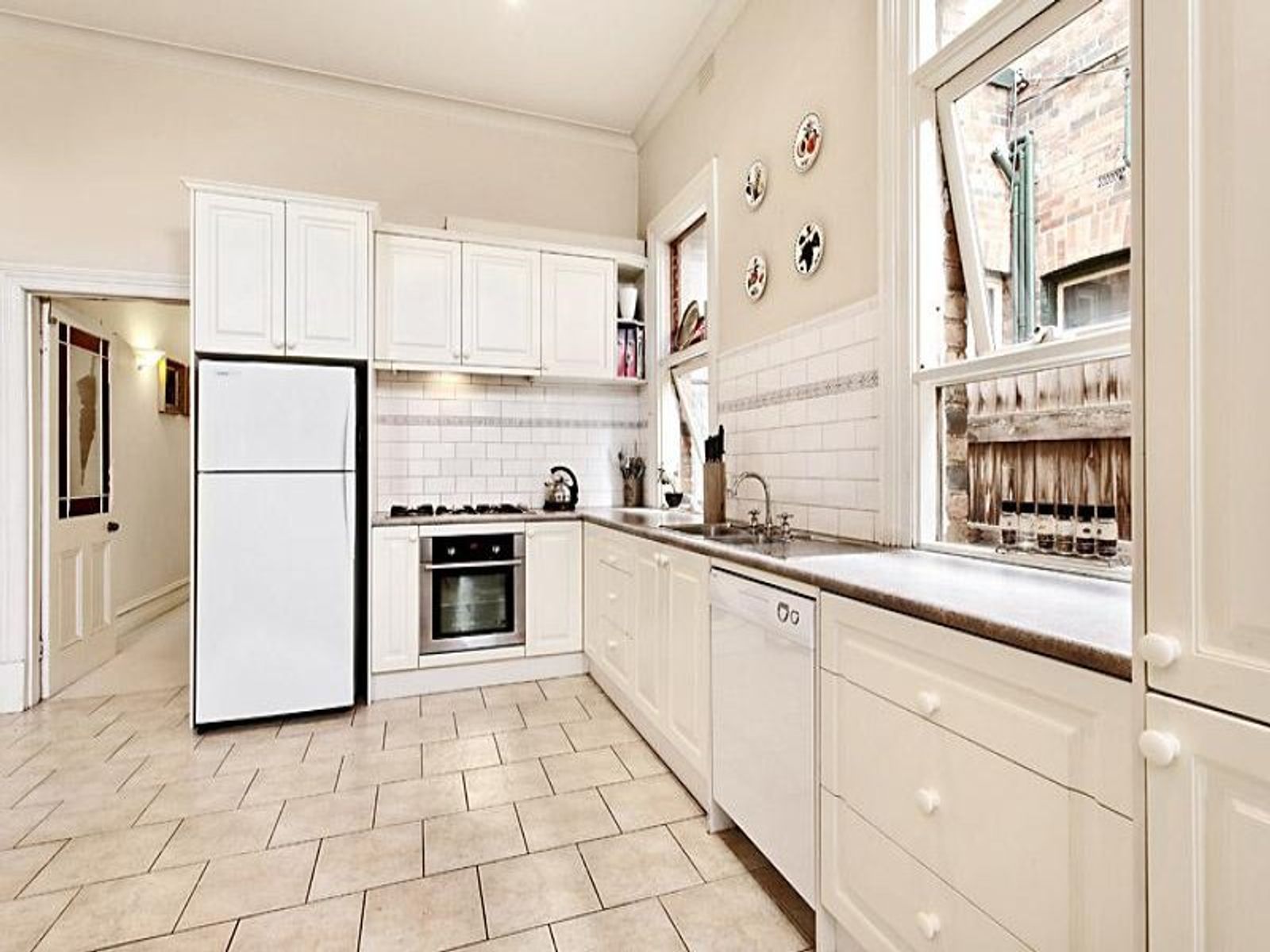 5 Dickens Street, Moonee Ponds, VIC 3039, Moonee Ponds - Thumbnail 3