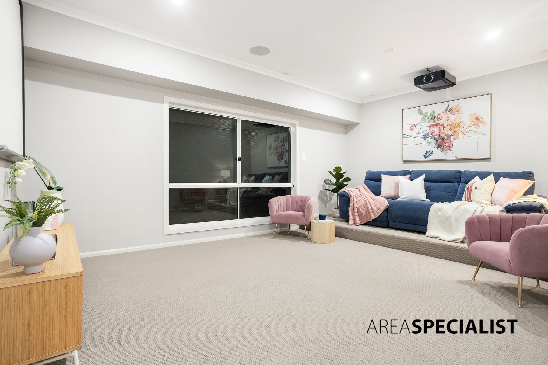 WM10113 535487 60 Longshore Drive 057