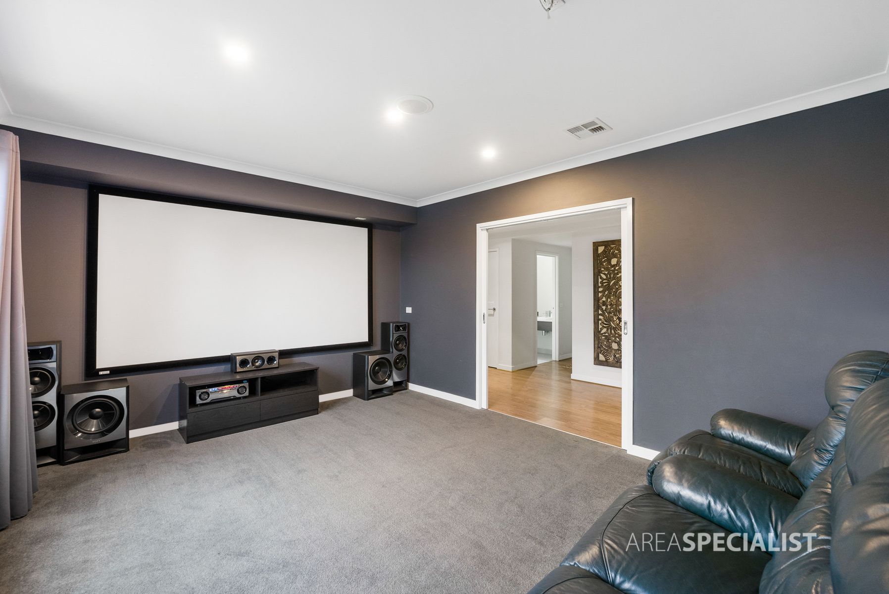 16 Hub Street, Werribee, VIC 3030, Werribee - Thumbnail 6