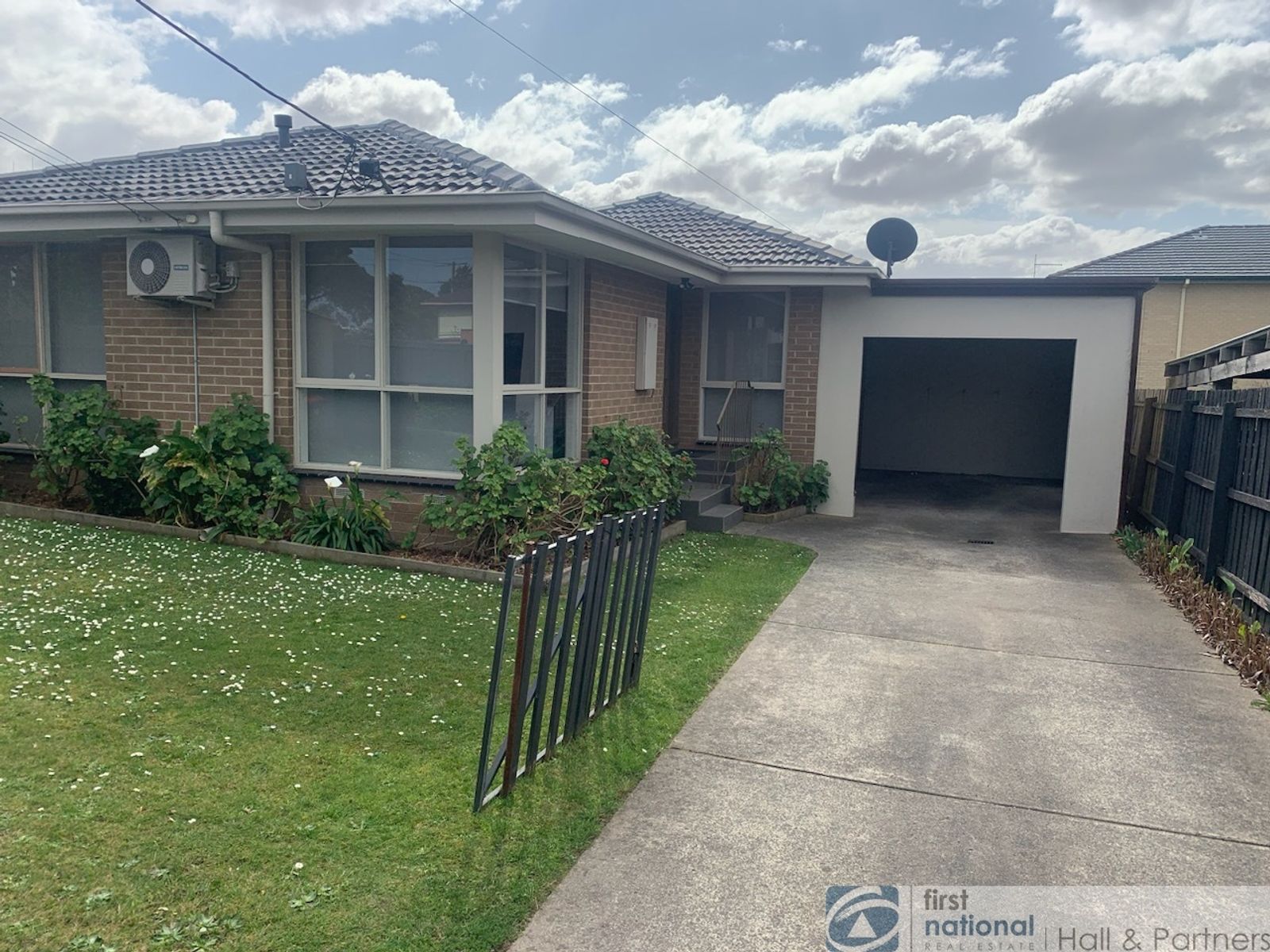 1/129 Mcfees Road, Dandenong VIC 3175