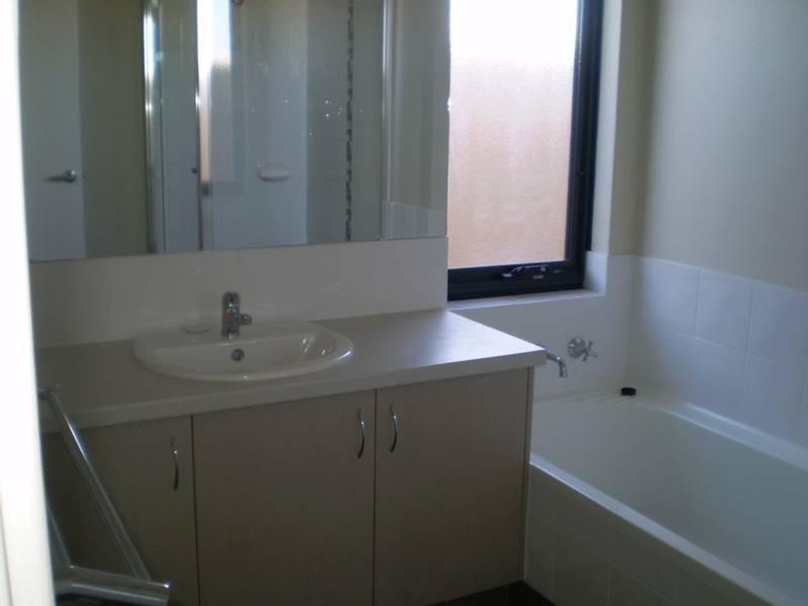 34 Greenacre Street, Pinjarra WA 6208, Pinjarra - Thumbnail 4