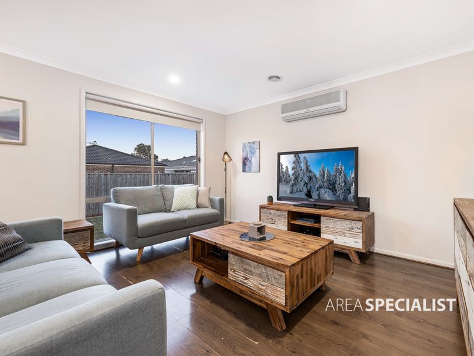 7 Braestar Street, Cranbourne, VIC 3977, Cranbourne - Thumbnail 2