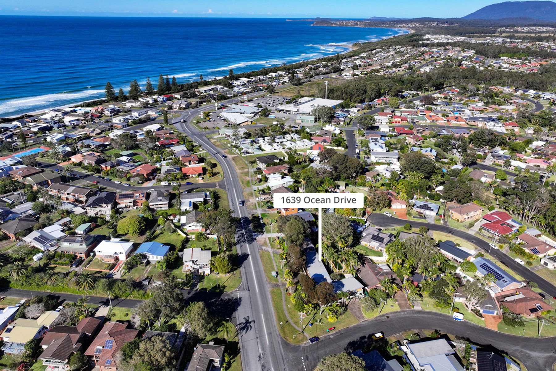 1639 Ocean Drive, Lake Cathie NSW 2445, Lake Cathie - Thumbnail 4