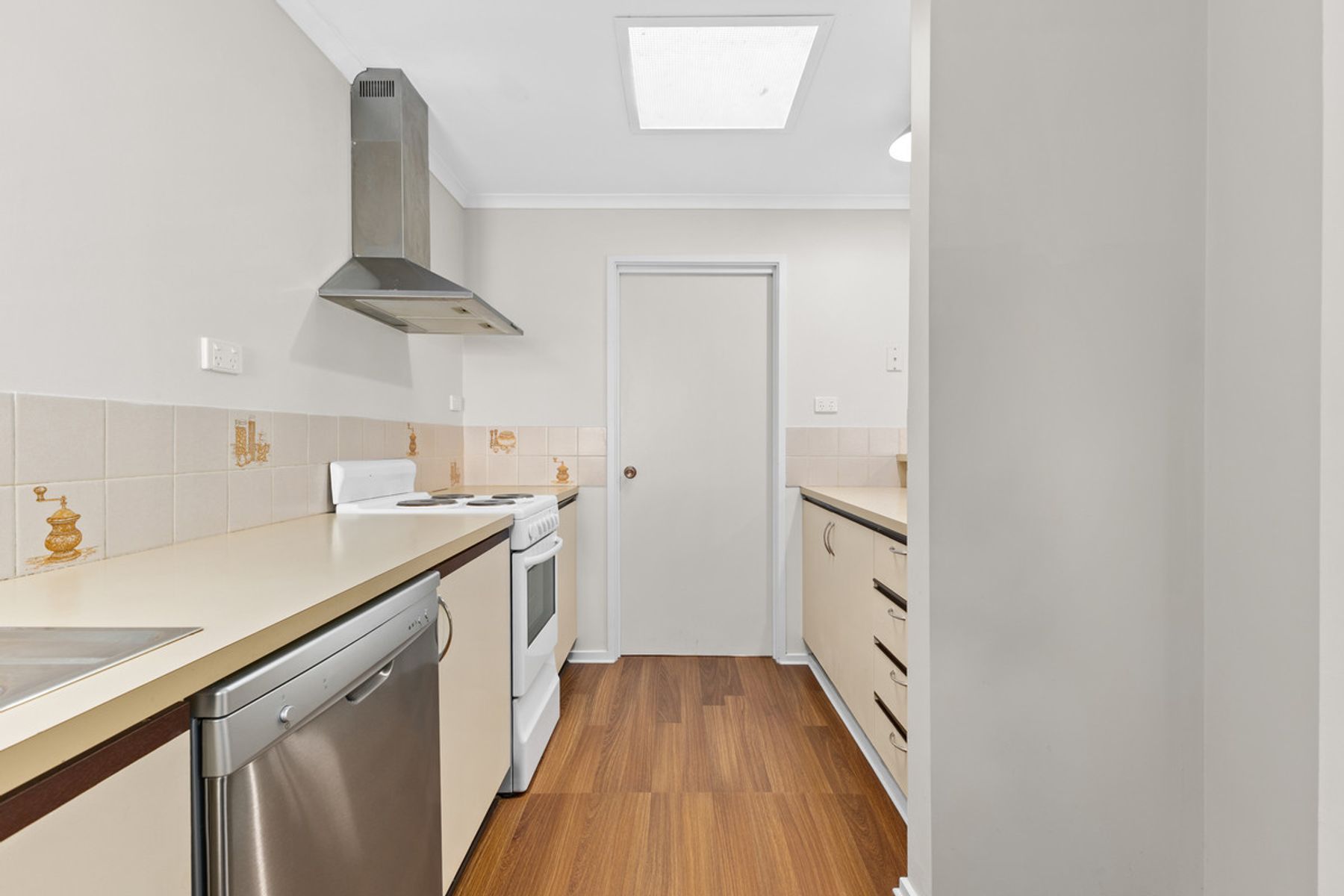 2/12 Regency Court, Traralgon VIC 3844, Traralgon - Thumbnail 3