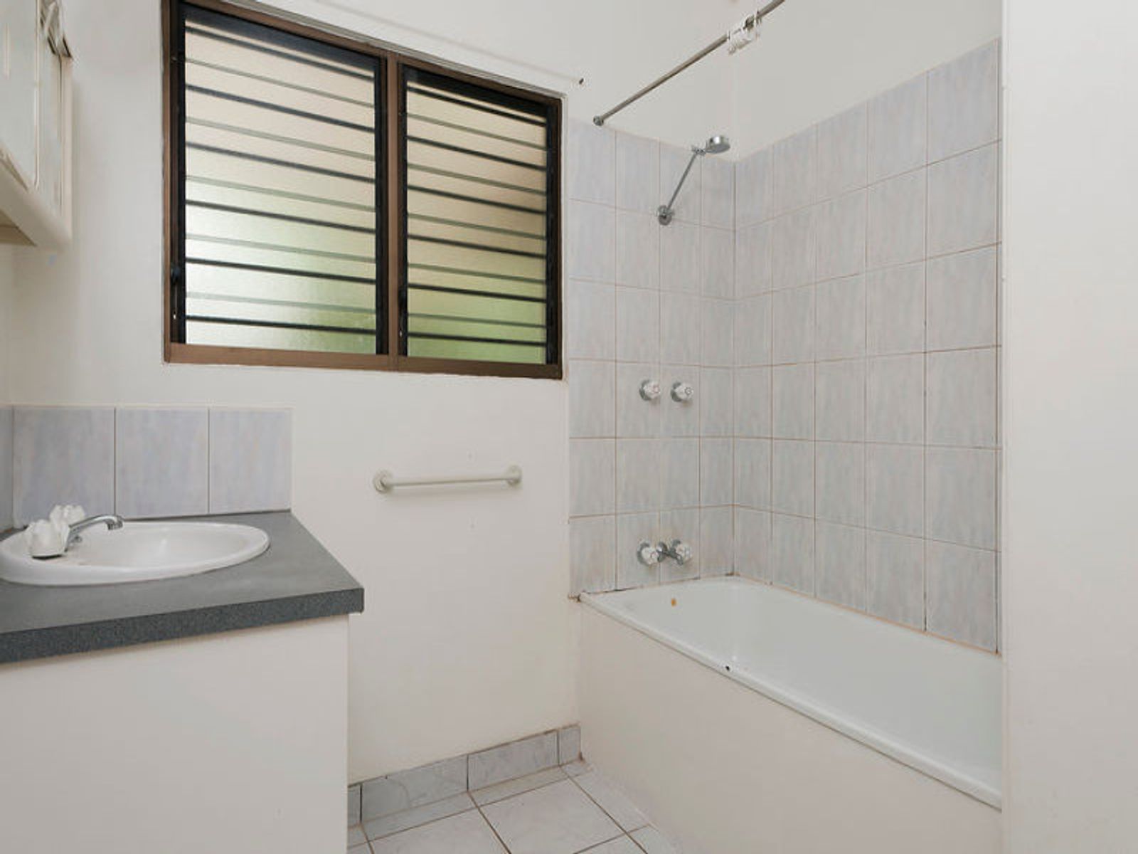 75 Sibbald Crescent, Woodroffe NT 0830, Woodroffe - Thumbnail 2