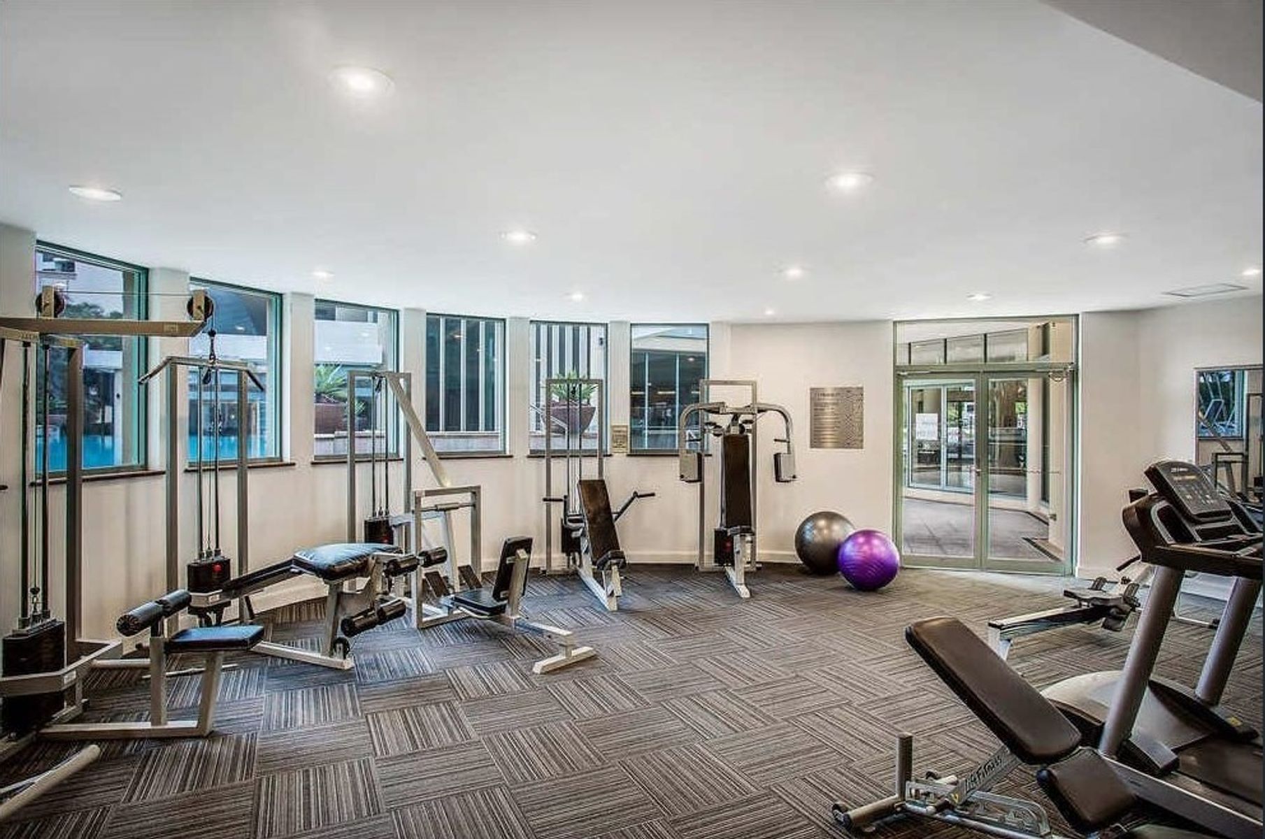 1505-1506/25 Laycock Street, Surfers Paradise QLD 4217, Surfers Paradise - Thumbnail 5