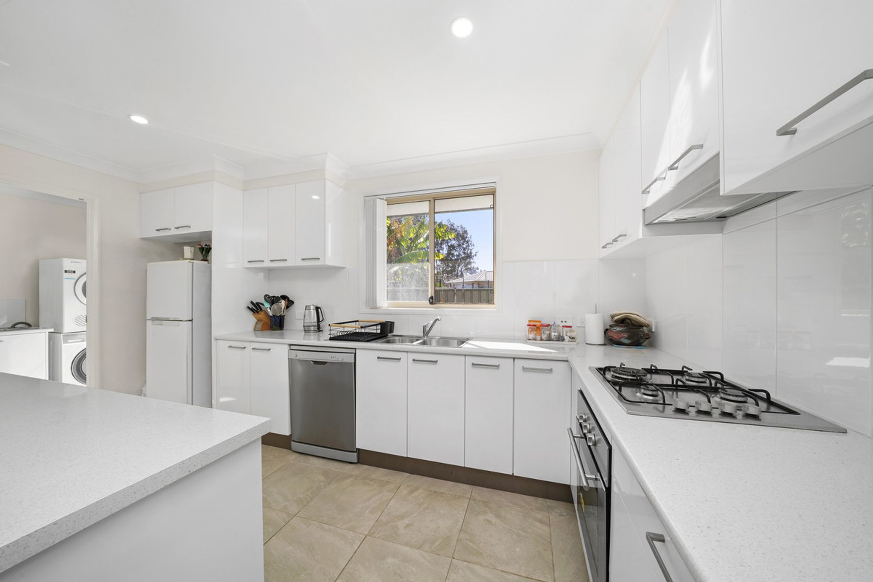 8/15b Racewyn Close, Port Macquarie NSW 2444, Port Macquarie - Thumbnail 2