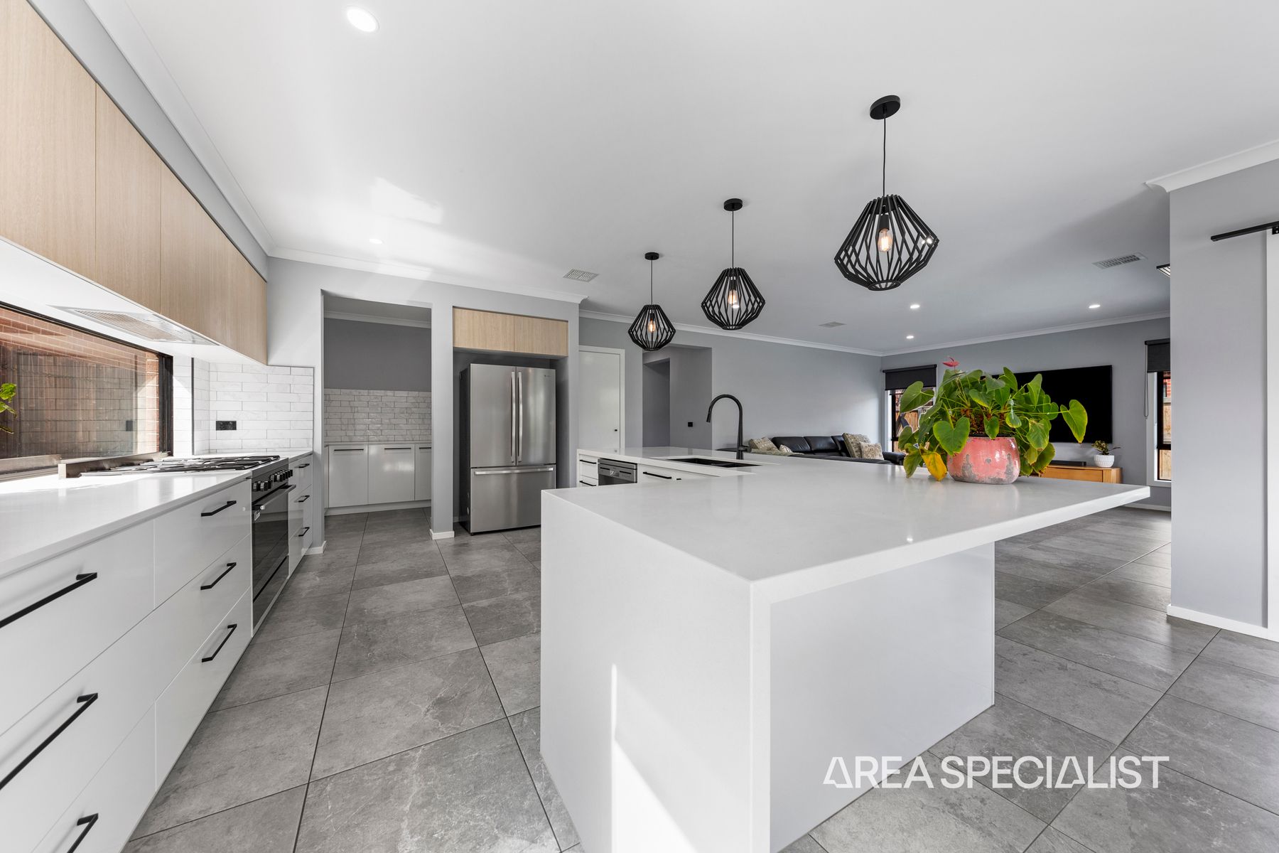 59 Shelton Park Drive, Koo Wee Rup, Koo Wee Rup - Thumbnail 5