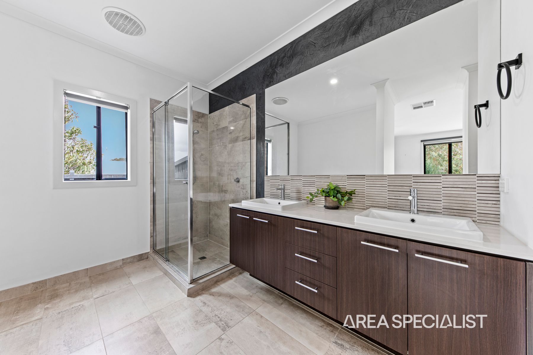 37 Vantage Drive, Pakenham, VIC 3810, Pakenham - Thumbnail 5