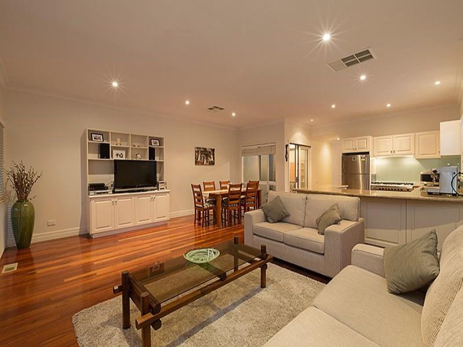 22 Elliott Street, Ascot Vale - Thumbnail 3
