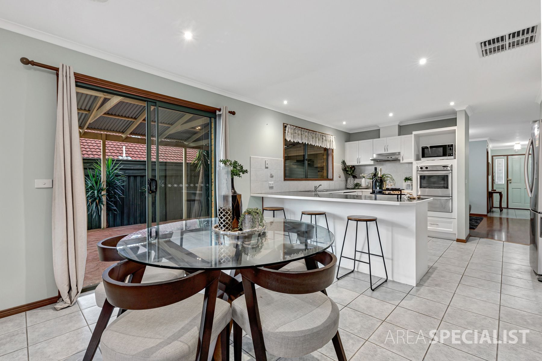 4 Dobson Crescent, Lynbrook, VIC 3975, Lynbrook - Thumbnail 6