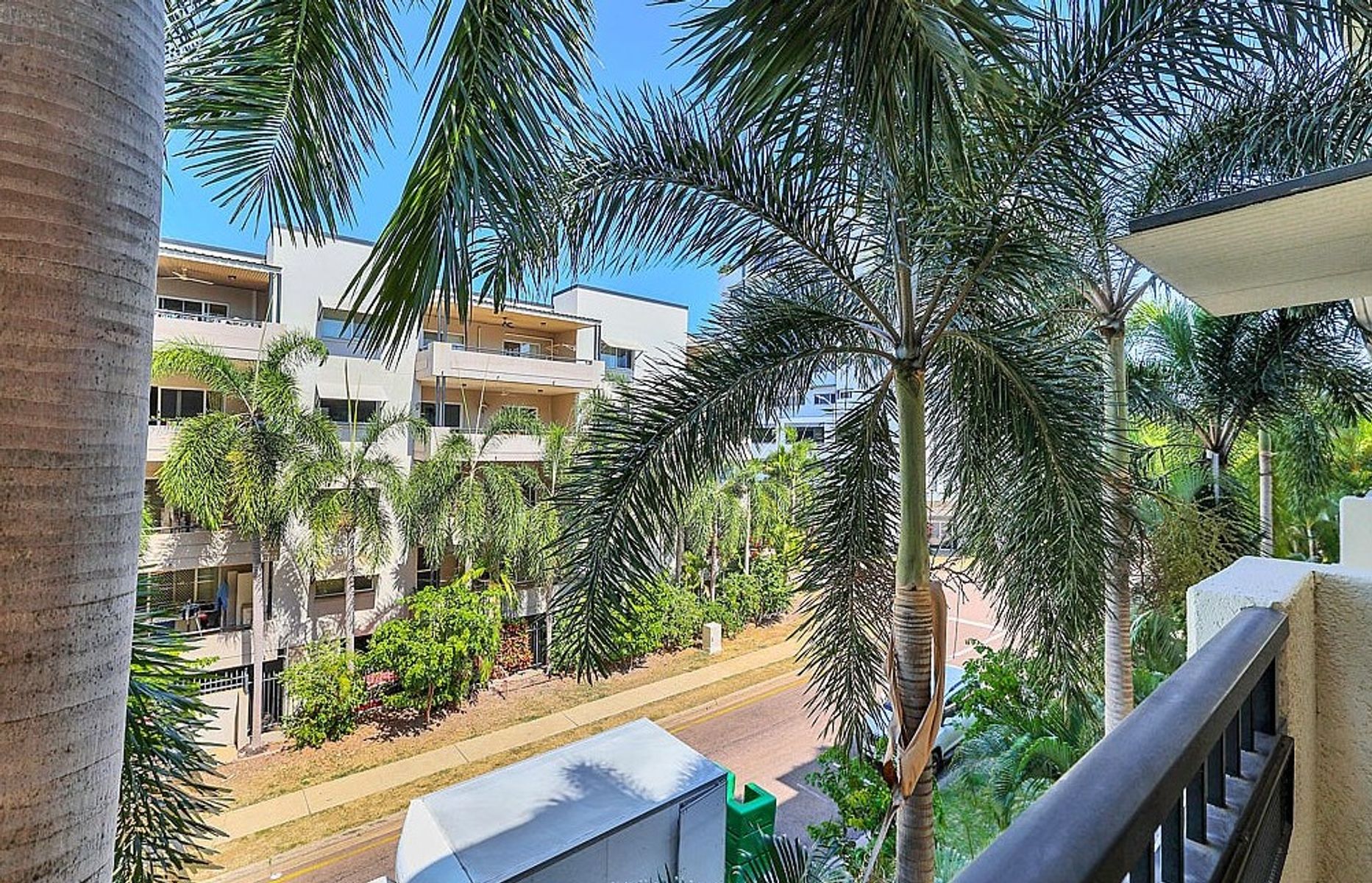 5/82 Woods Street, Darwin City NT 0800, Darwin City - Thumbnail 2